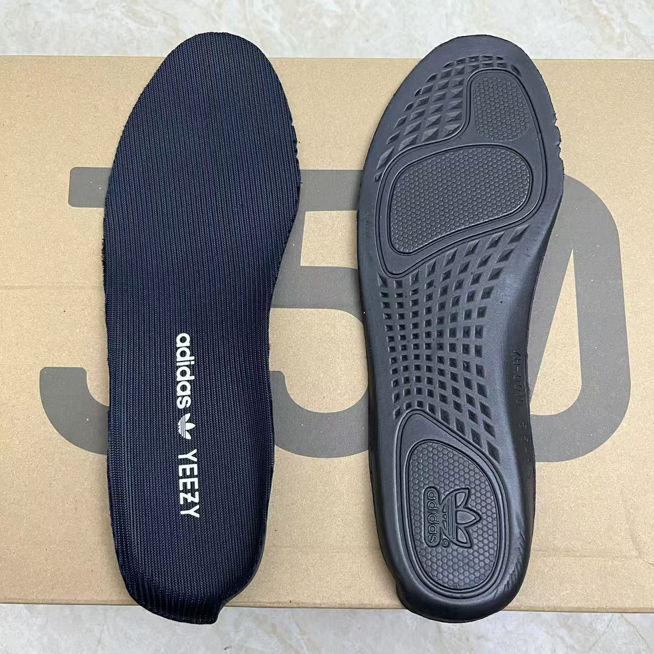 Adidas Sneakers-324