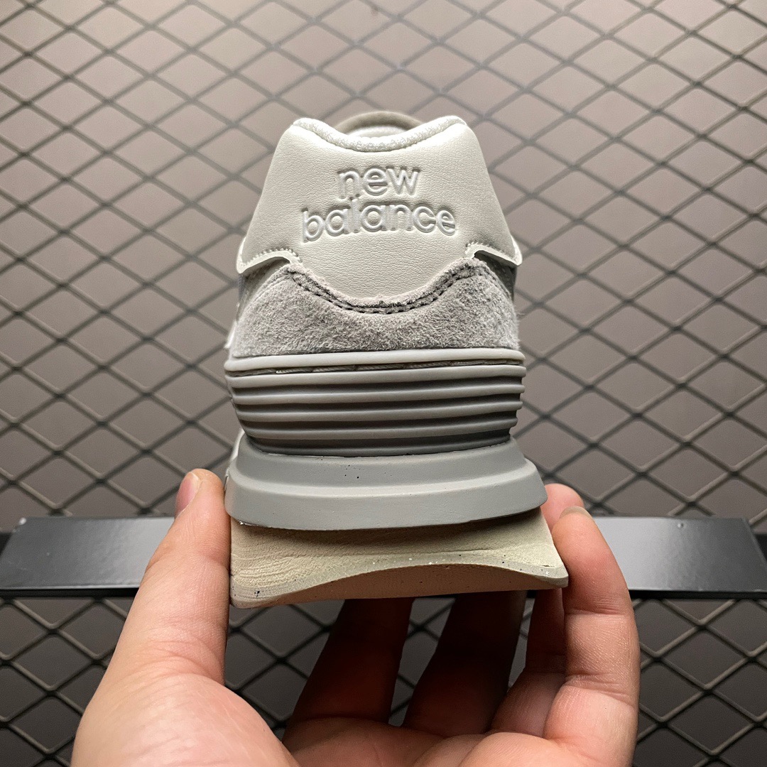 New Balance Sneakers-1
