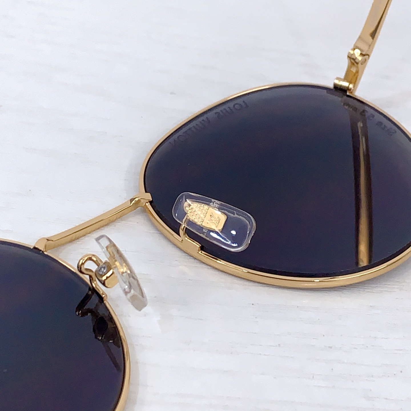 LV glasses-71