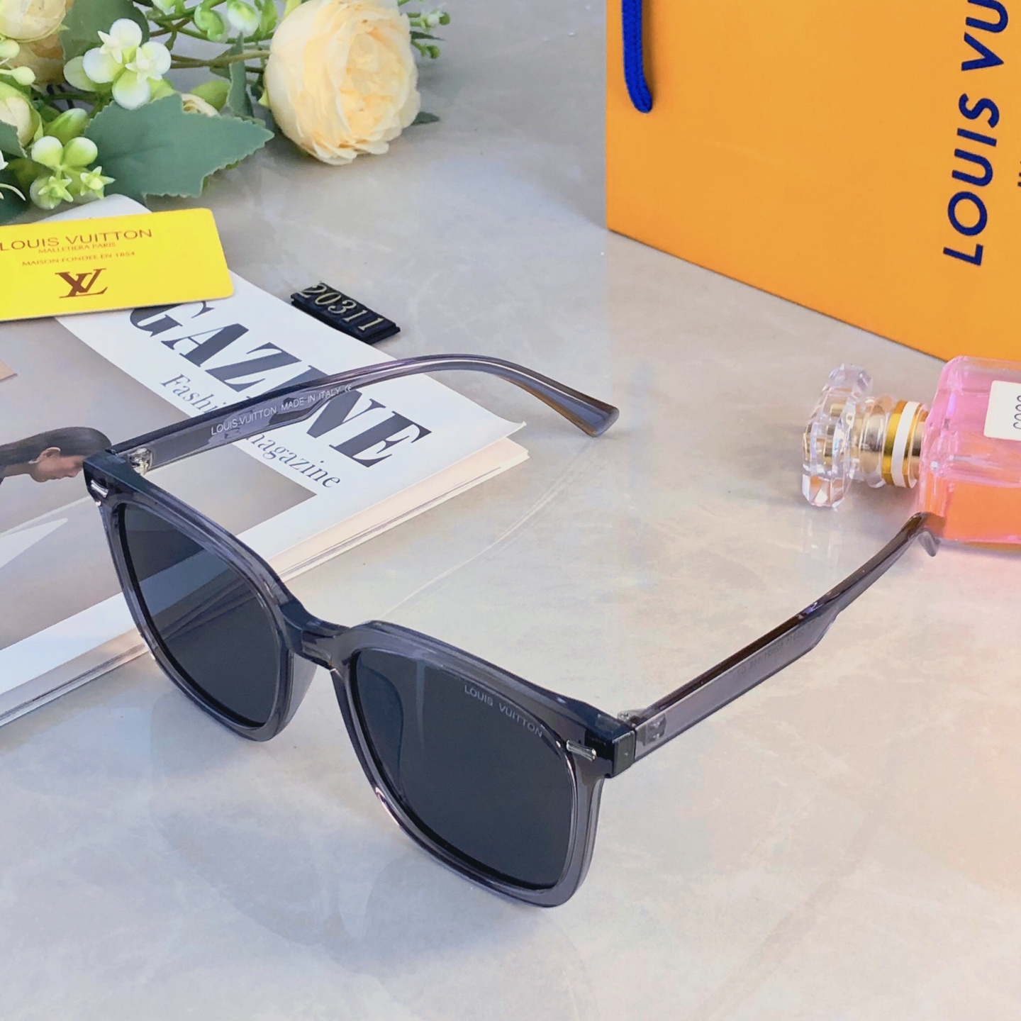 LV glasses-21