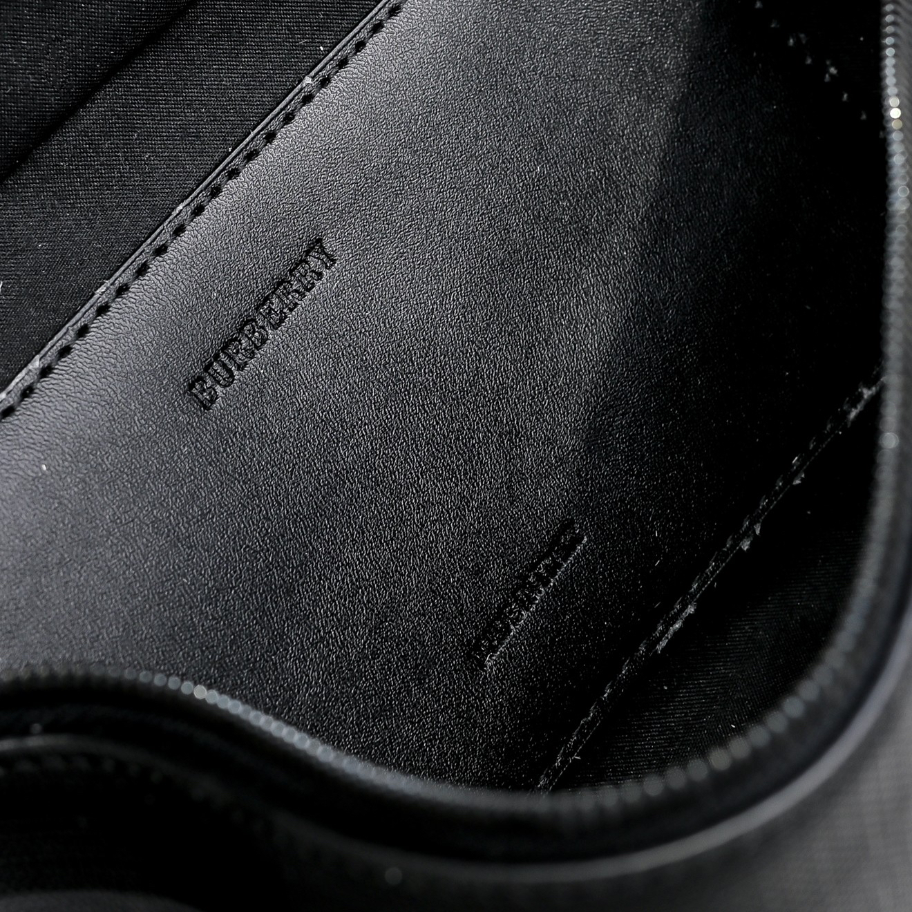 Burberry bag-20