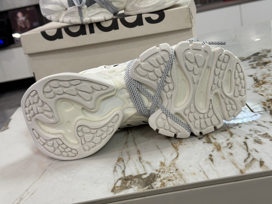 Adidas Sneakers-139