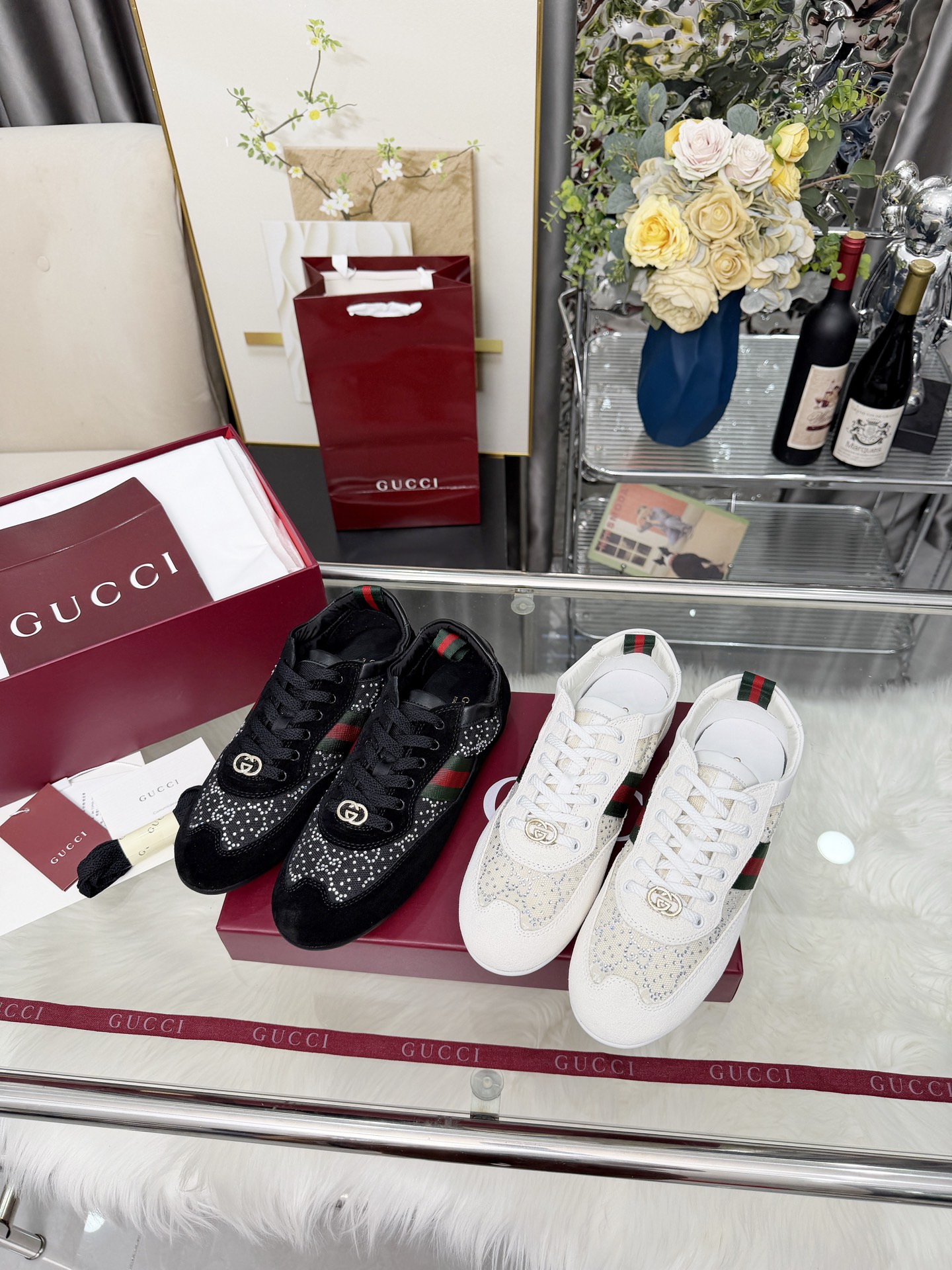 Gucci Sneakers-241
