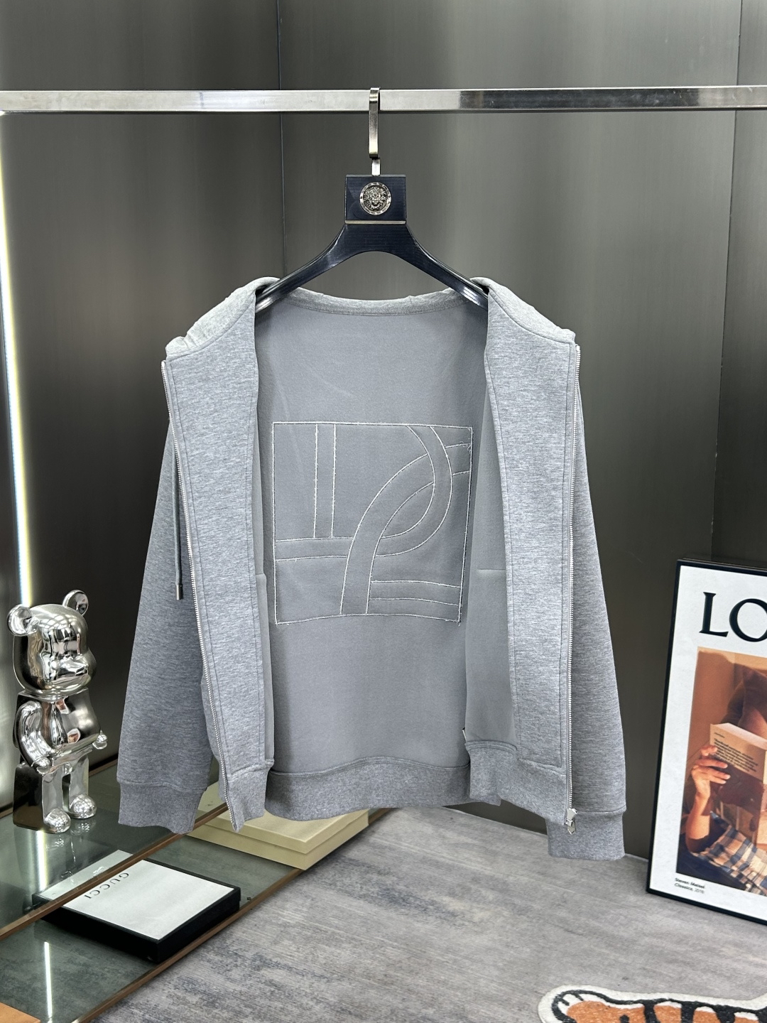 Hermes Clothing-301