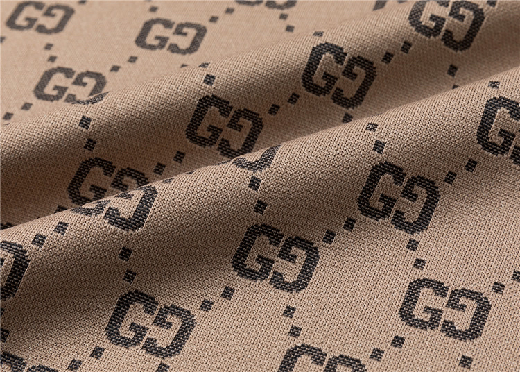 Gucci clothing-100