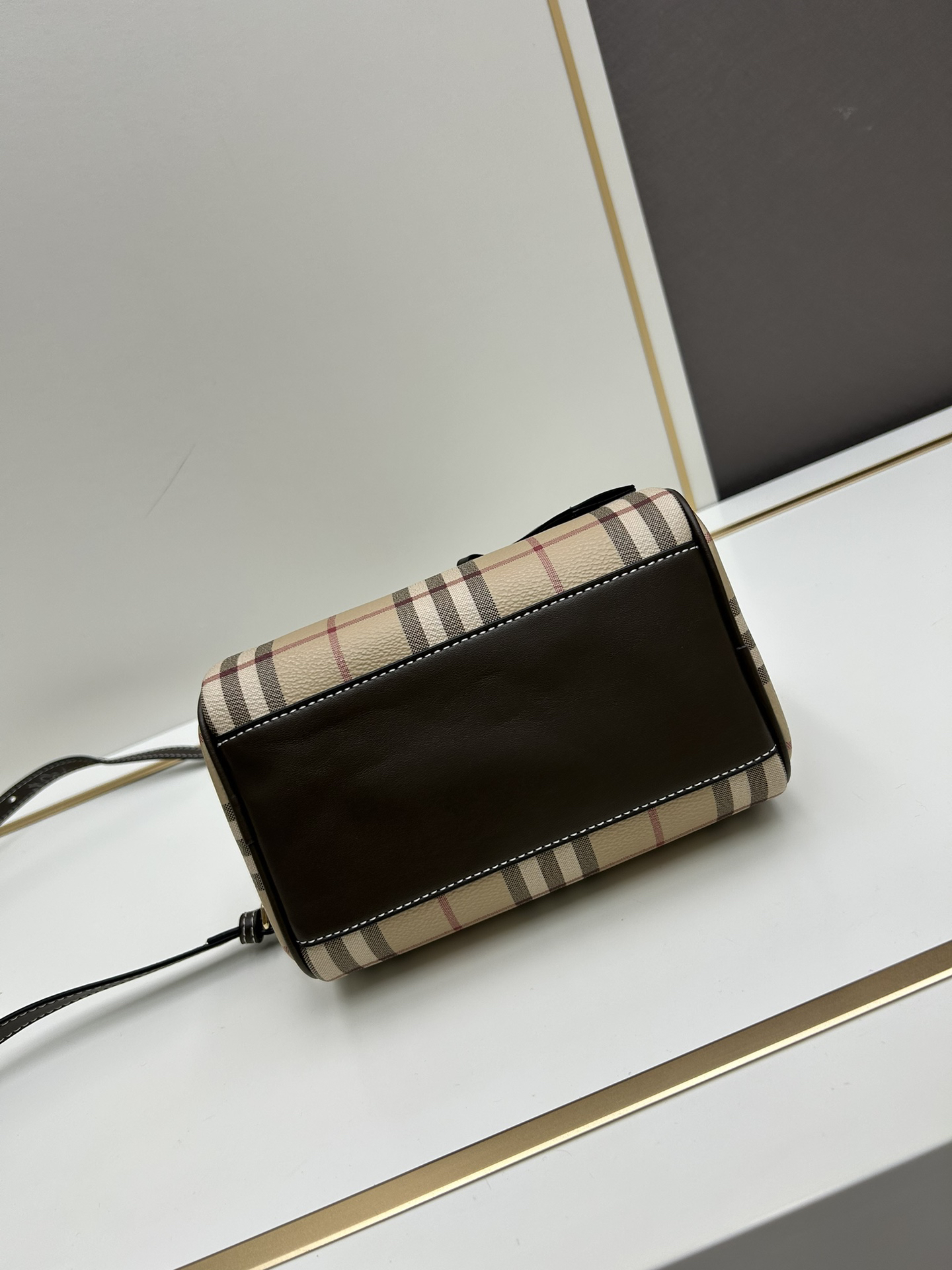 Burberry bag-140