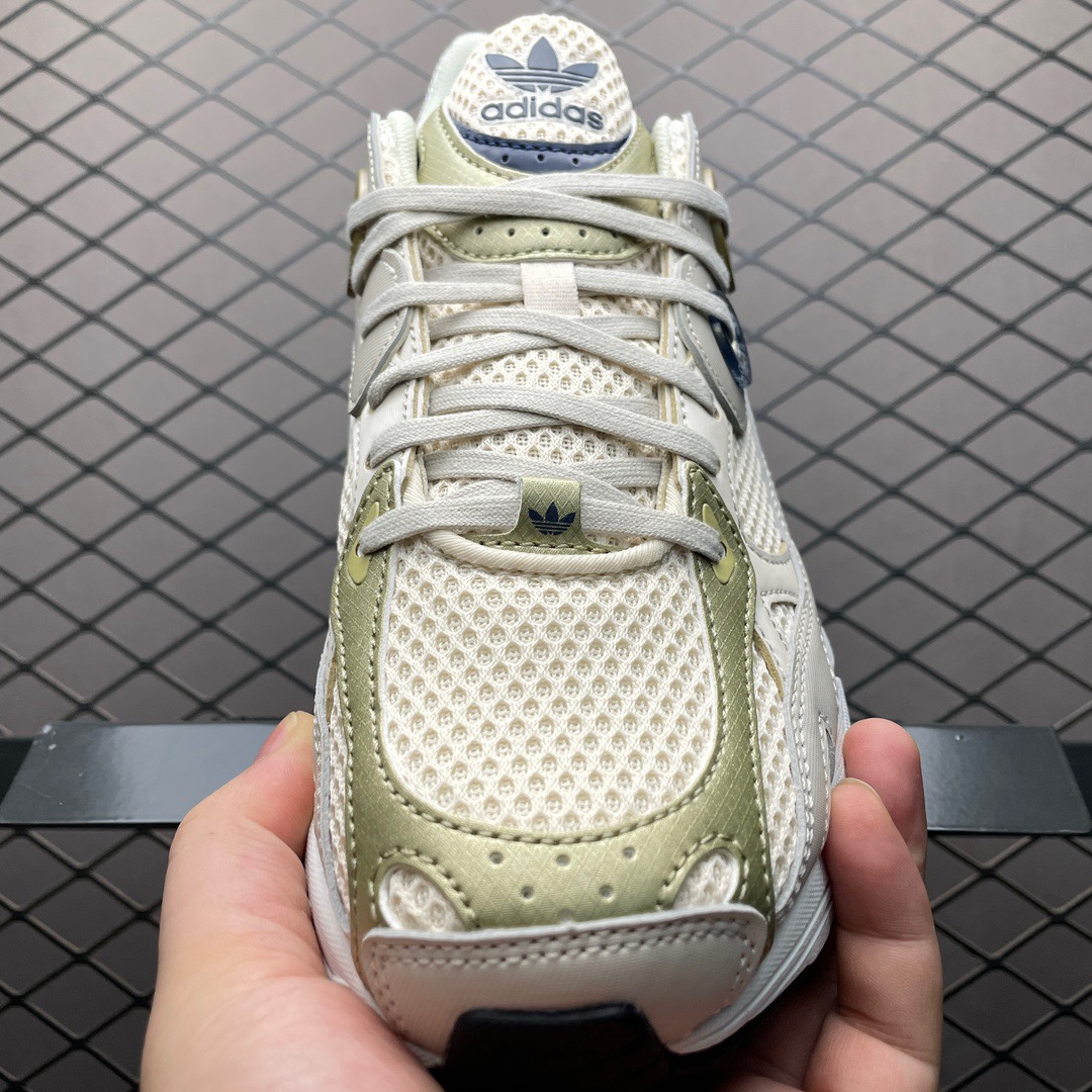 Adidas Sneakers-352