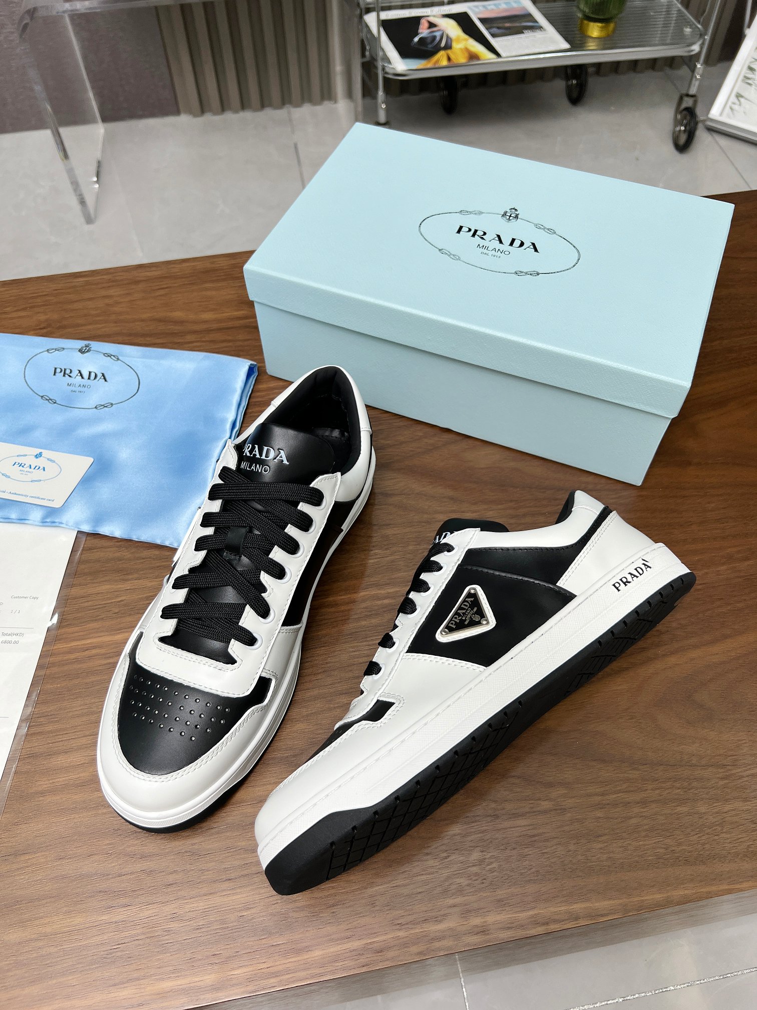 Prada Sneakers-180