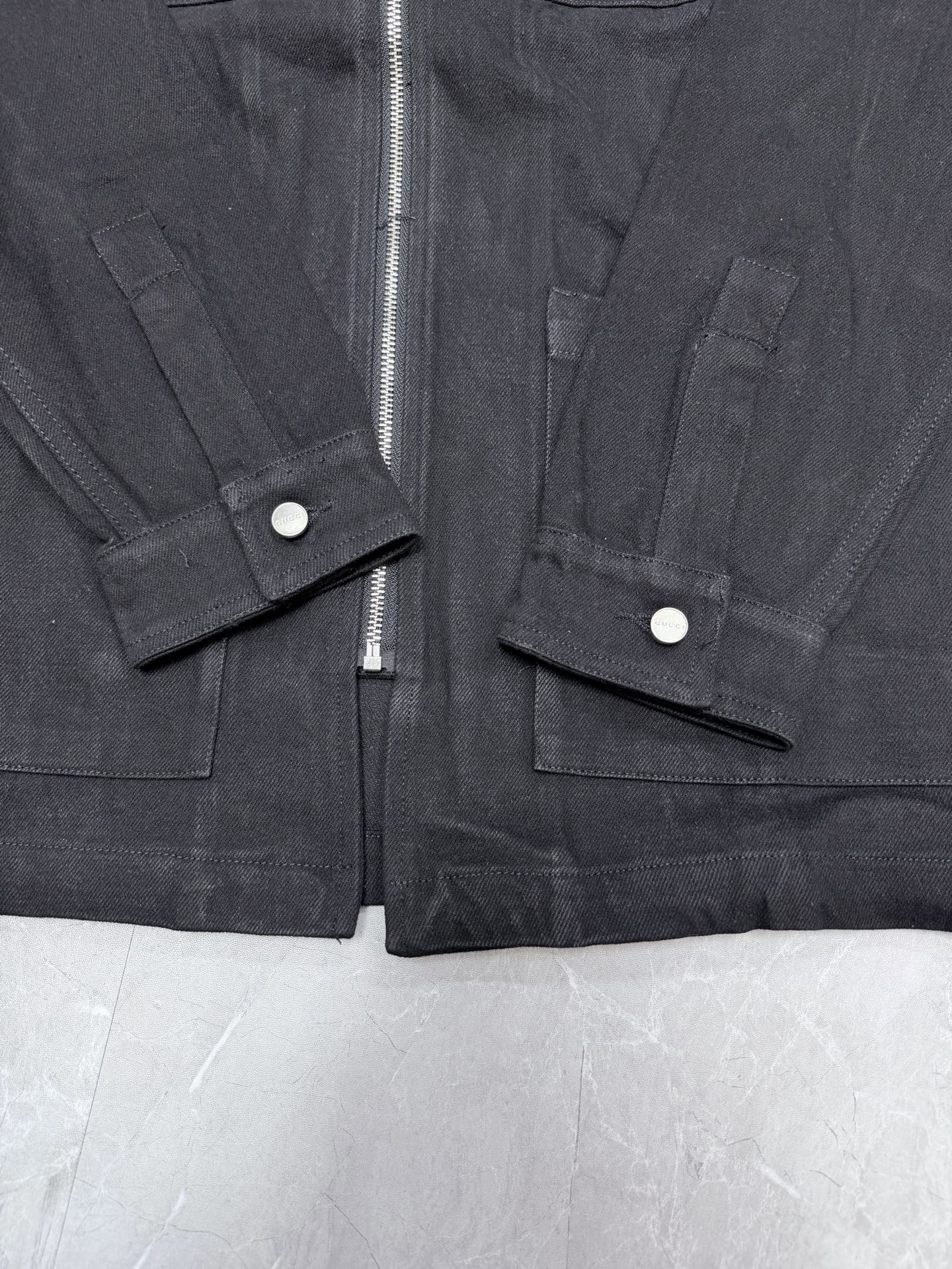 Gucci Clothing-355