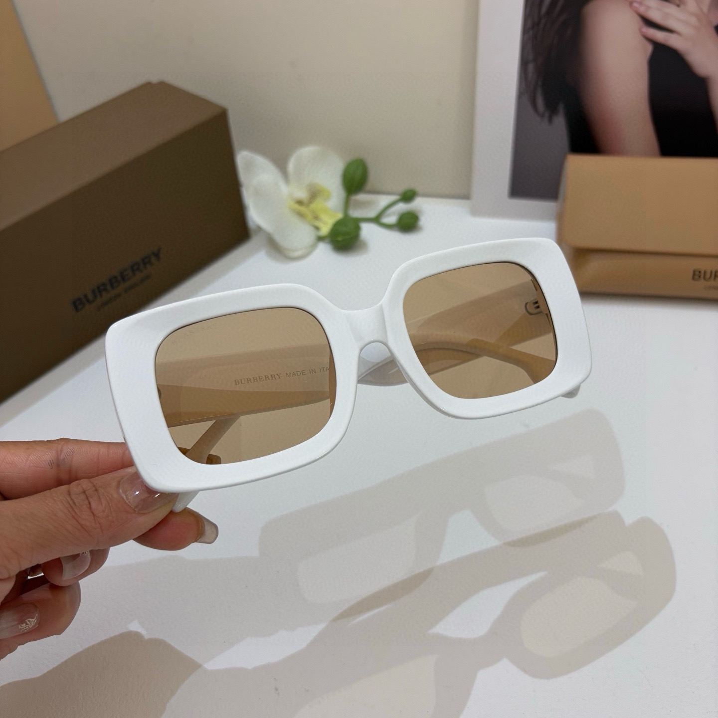 Burberry glasses-74
