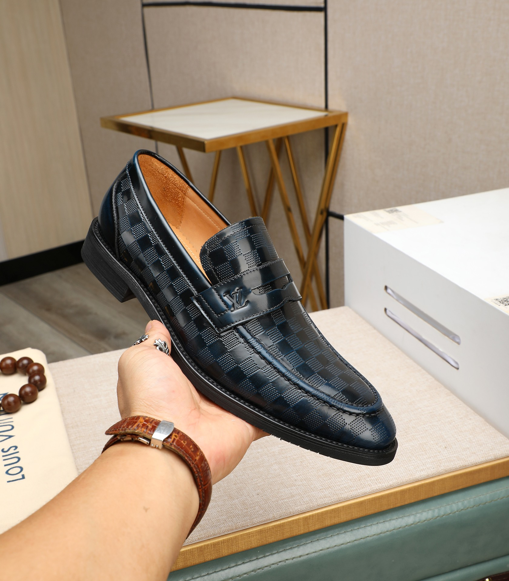 LV men's leather shoes-46