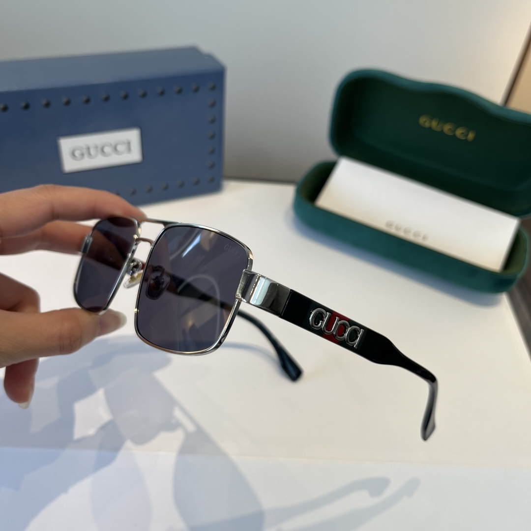 Gucci glasses-40