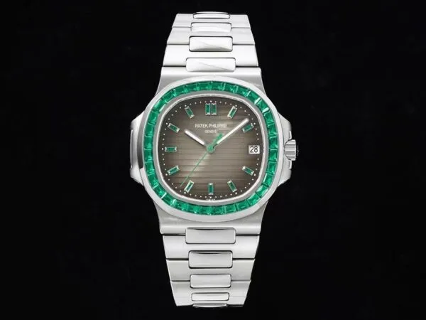 Nautilus 5711/1A-018  40 mm, Stainless Steel Khaki Dial Iced out