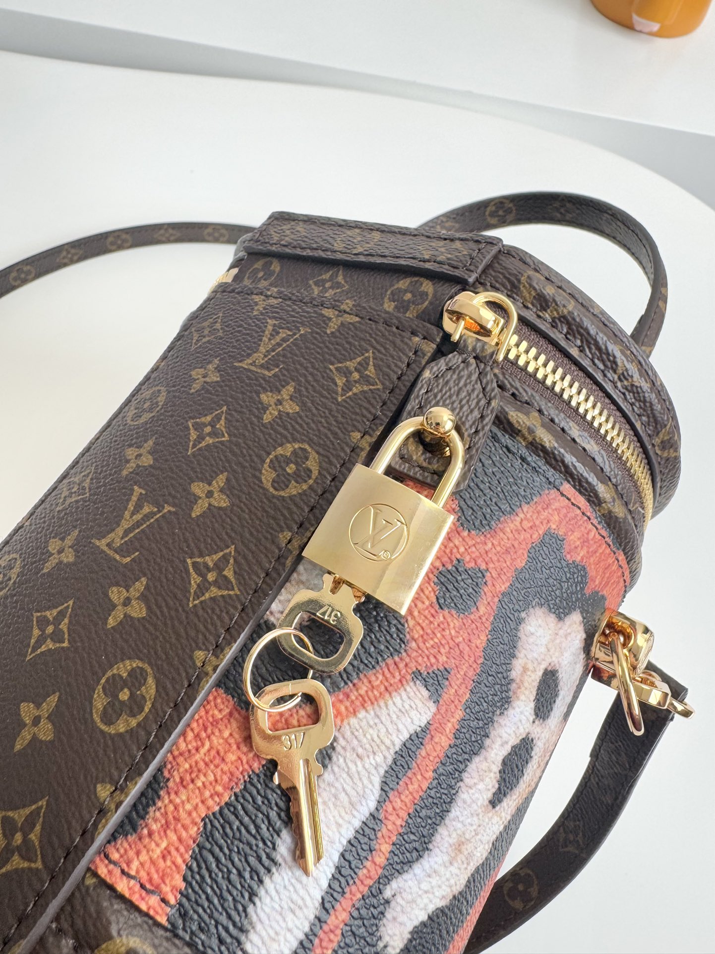 Louis Vuitton bag-28