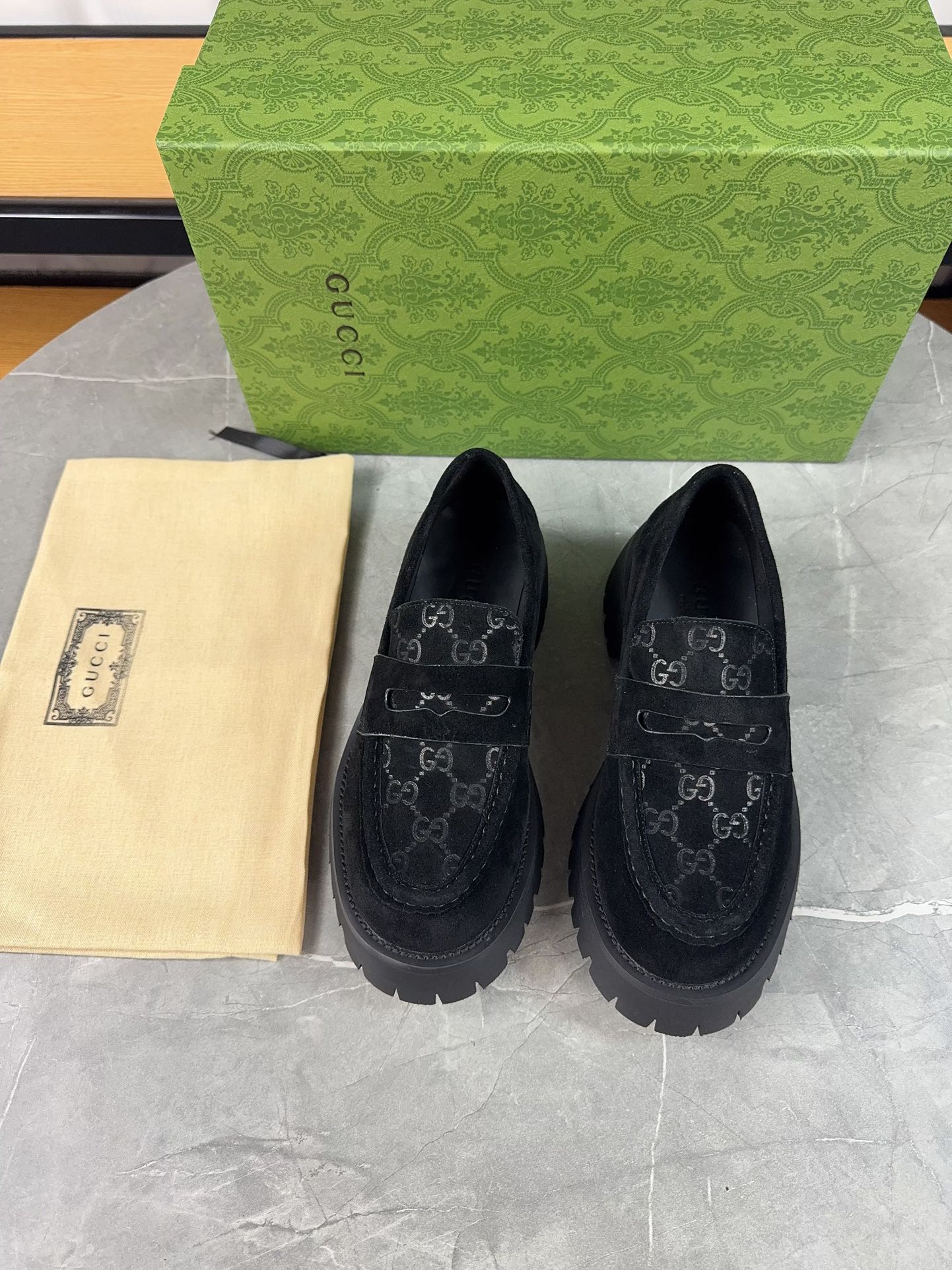 Gucci women's leather shoes-109