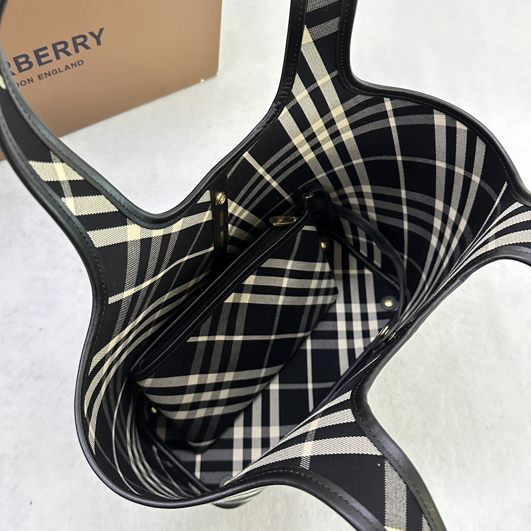 Burberry bag-37