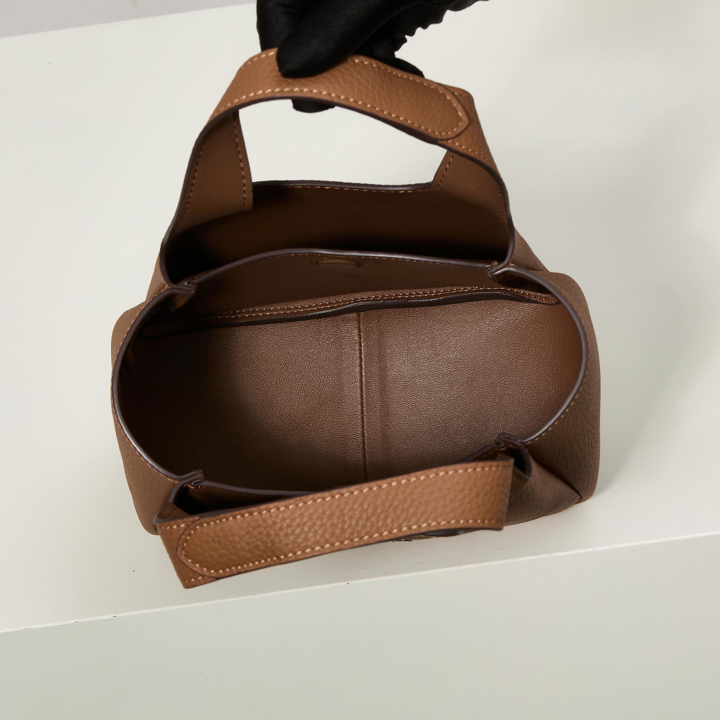 Prada bag-114