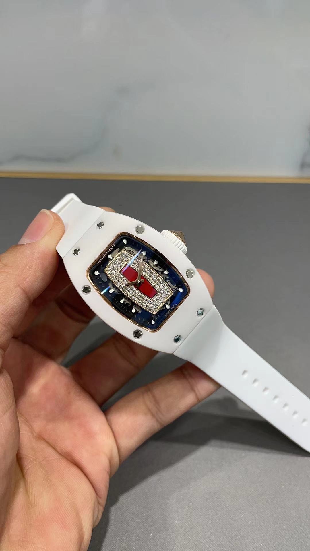 Watch 4