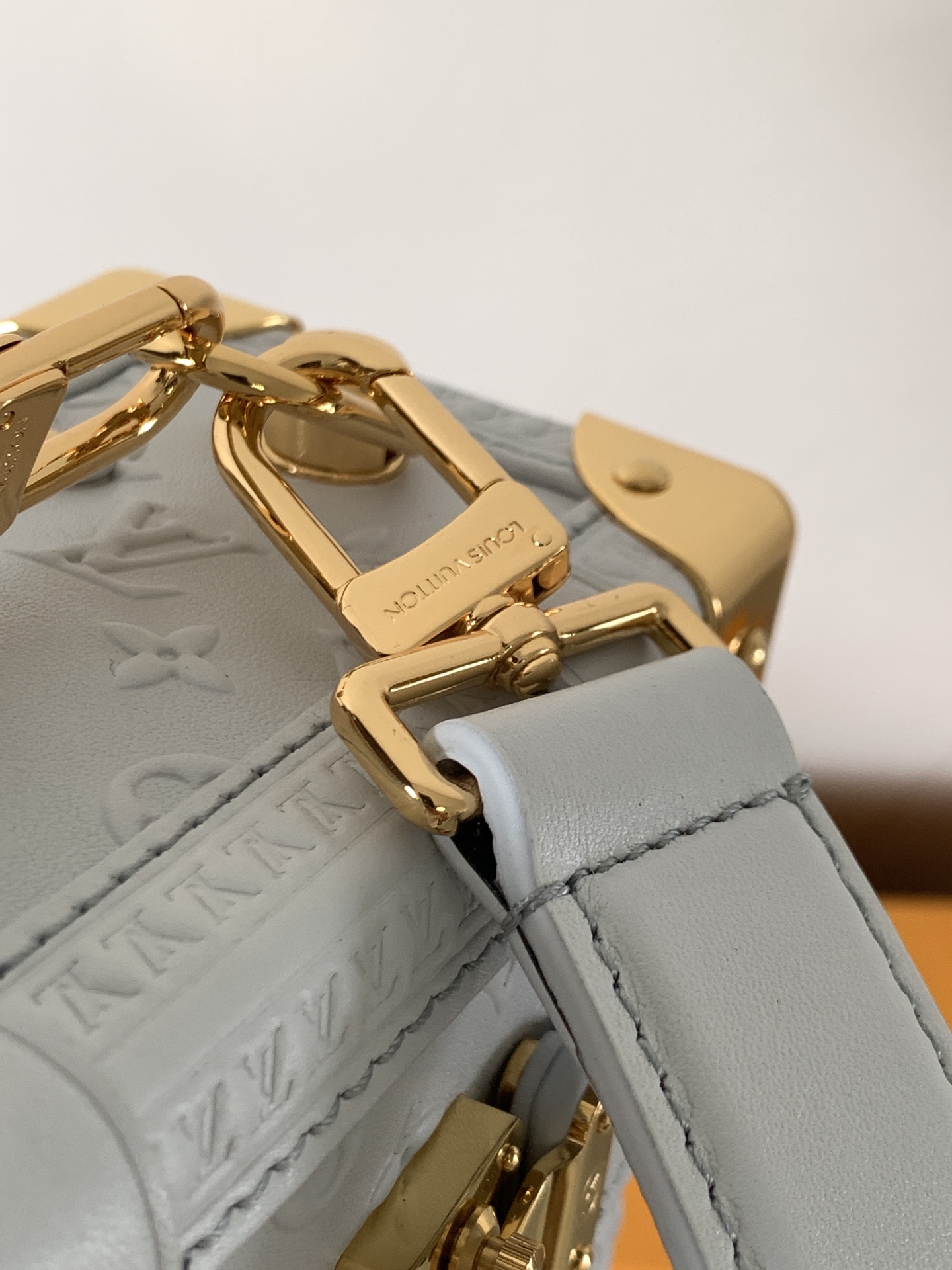 Louis Vuitton bag-166