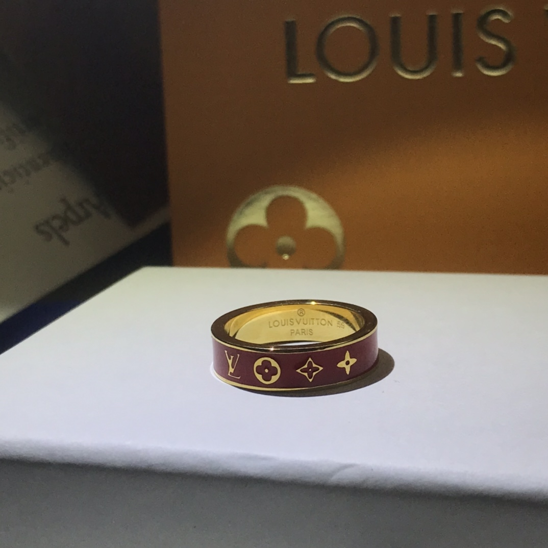 LV ring-64
