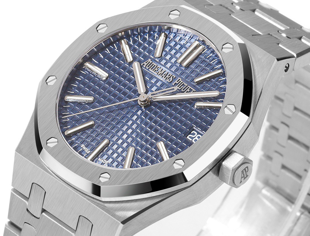 Audemars Piguet Royal Oak 15510BC.OO.1320BC.04