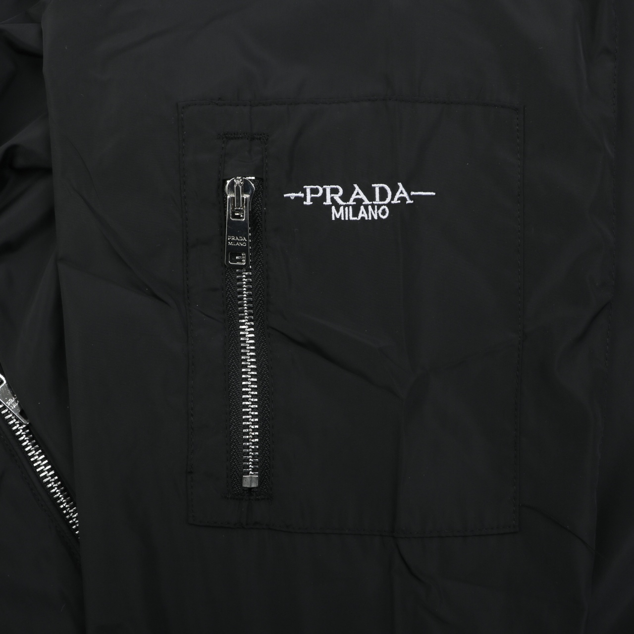 Prada Clothing-331