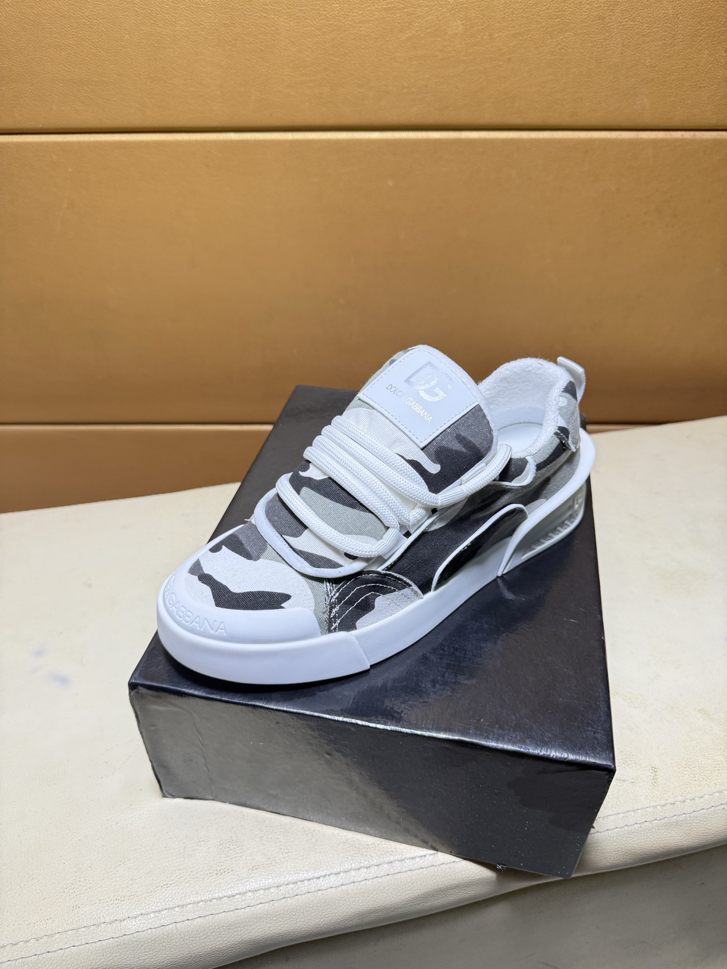 D&G Sneakers-200
