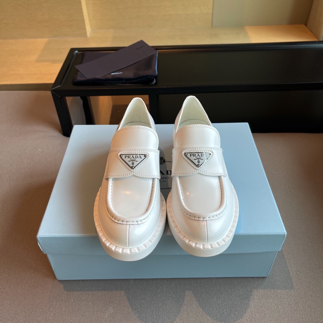 Prada women's leather shoes-38