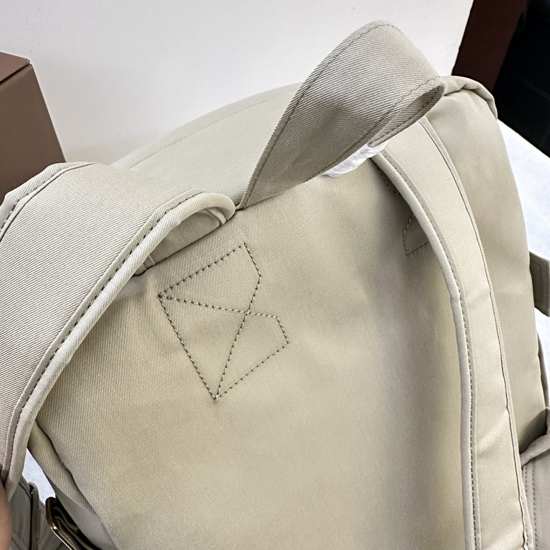 Burberry bag-89