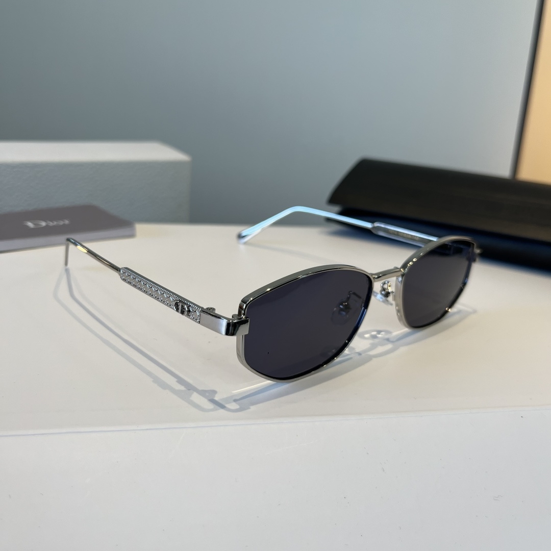 Dior glasses-75