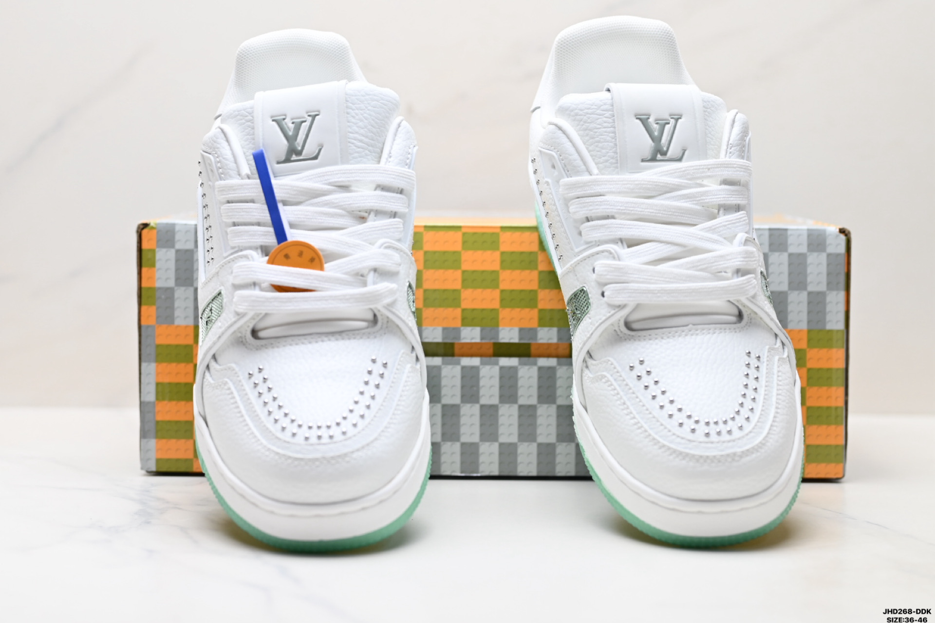 Lv Sneakers-197