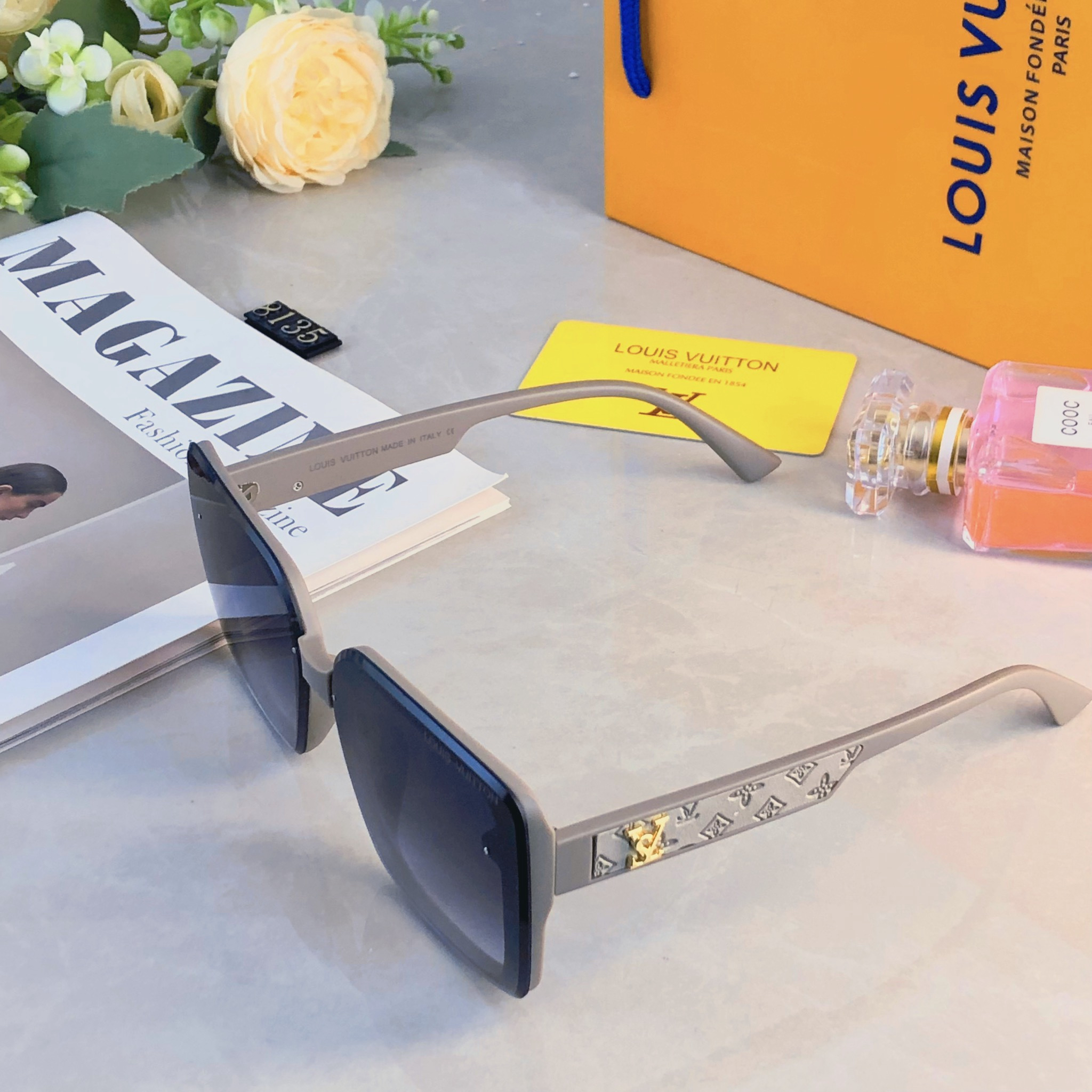 LV glasses-27