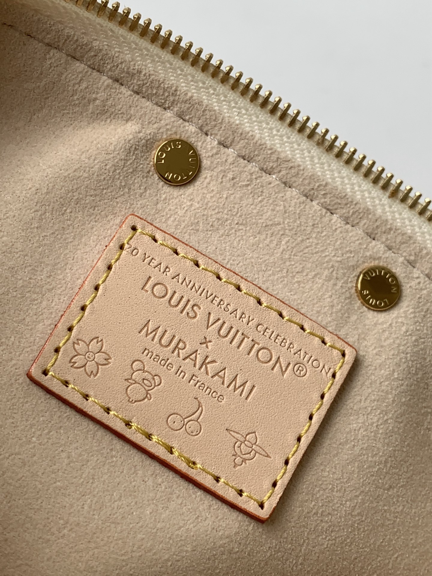 Louis Vuitton bag-165