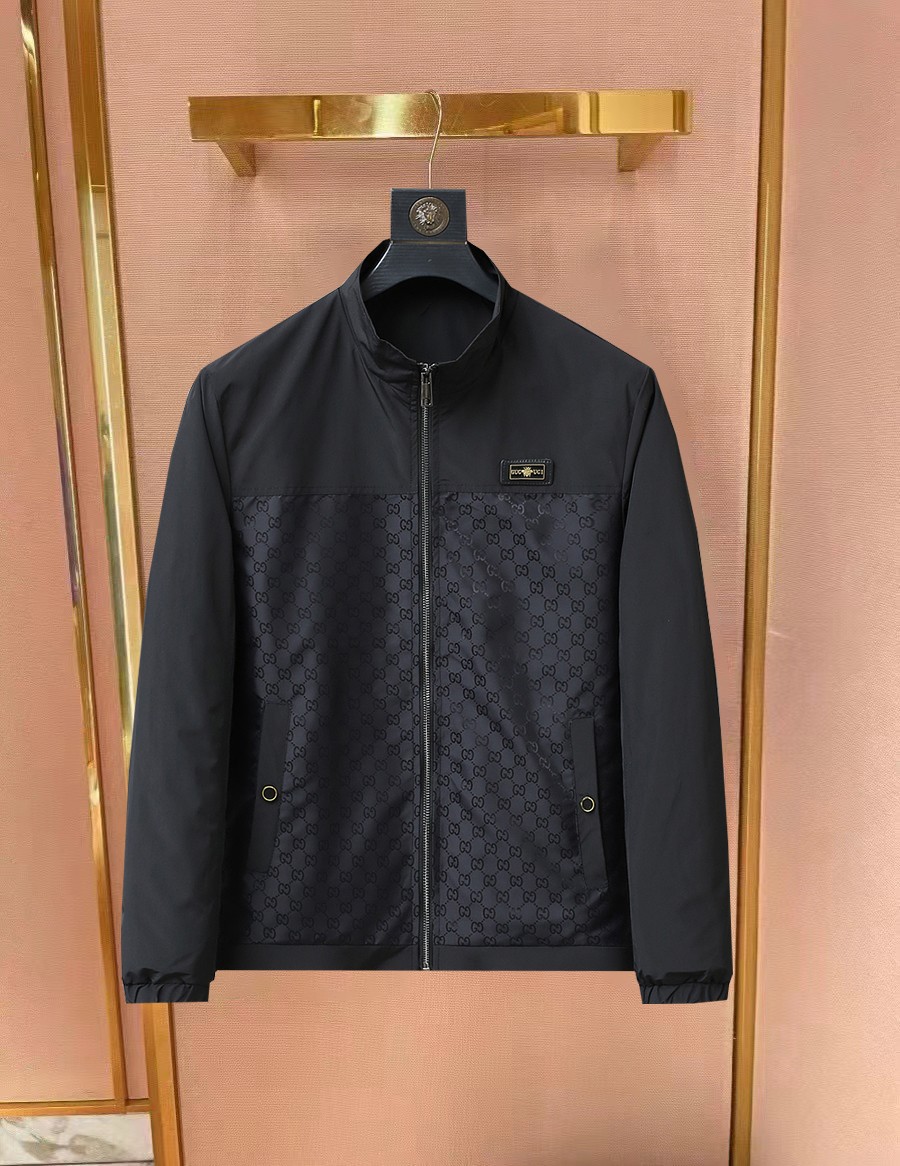 Gucci Clothing-338