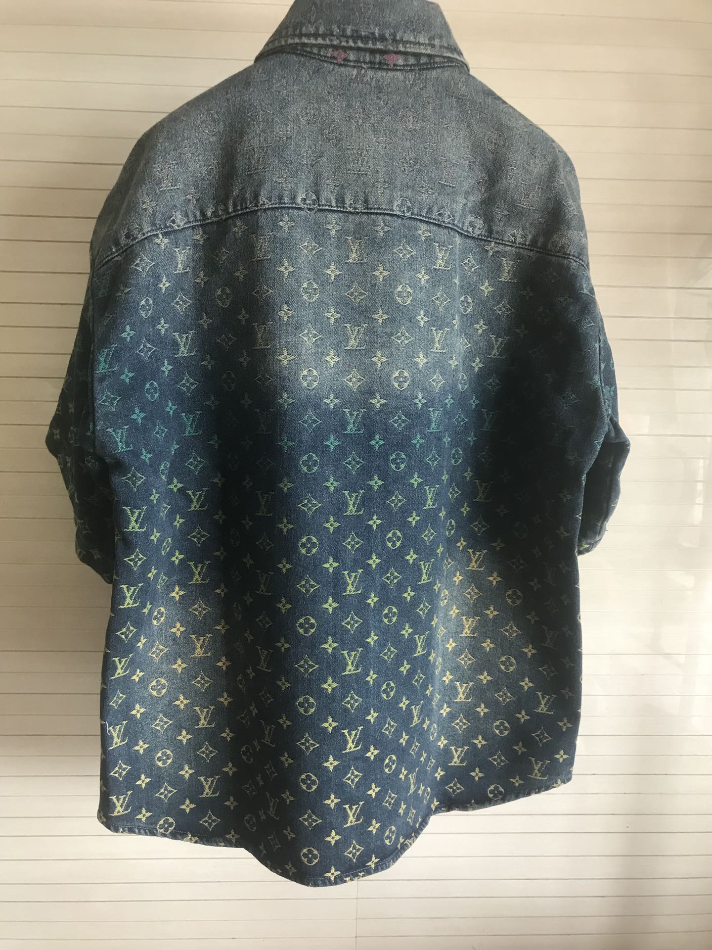 LV Clothing-15