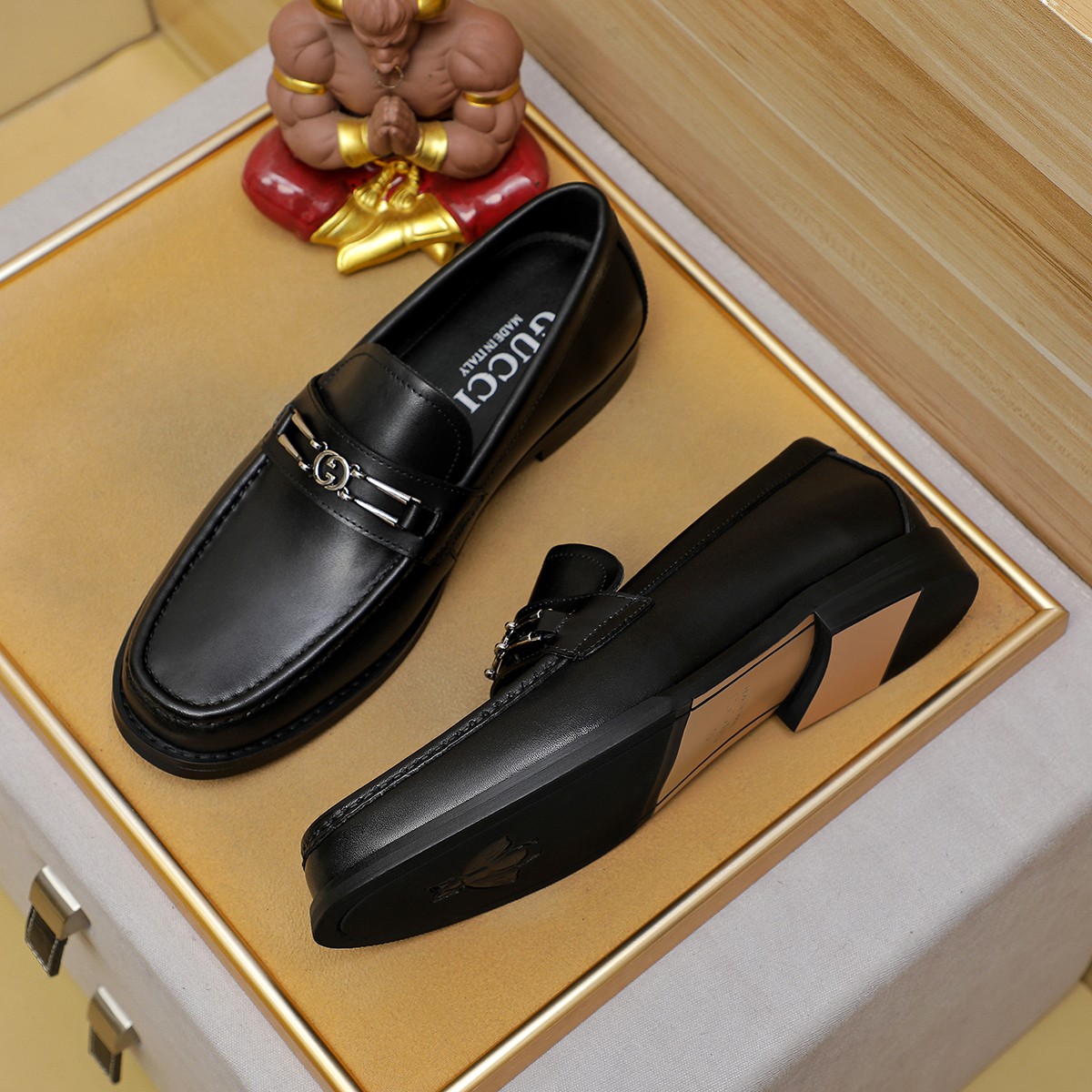 Gucci men's leather shoes-131