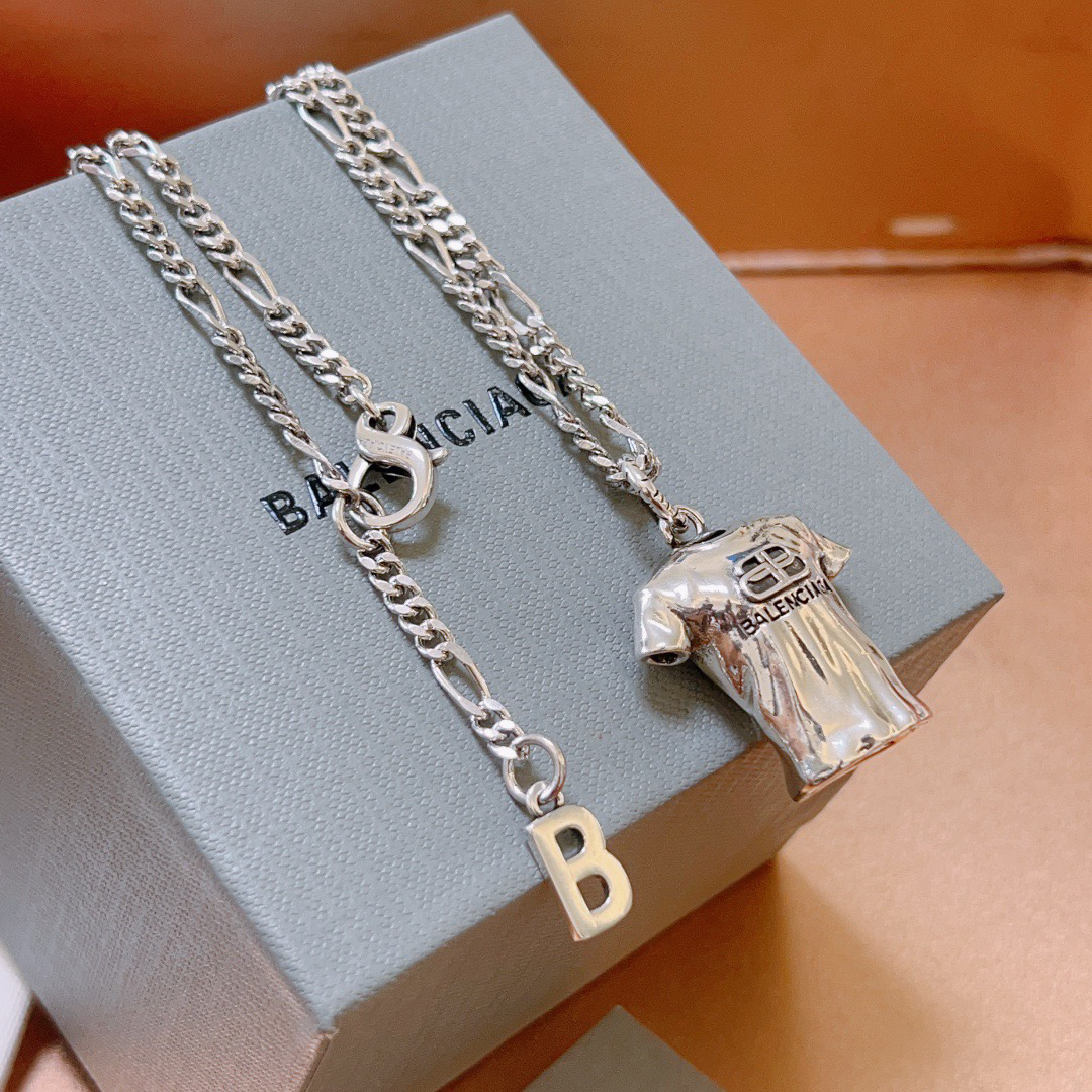 Balenciaga necklace-84