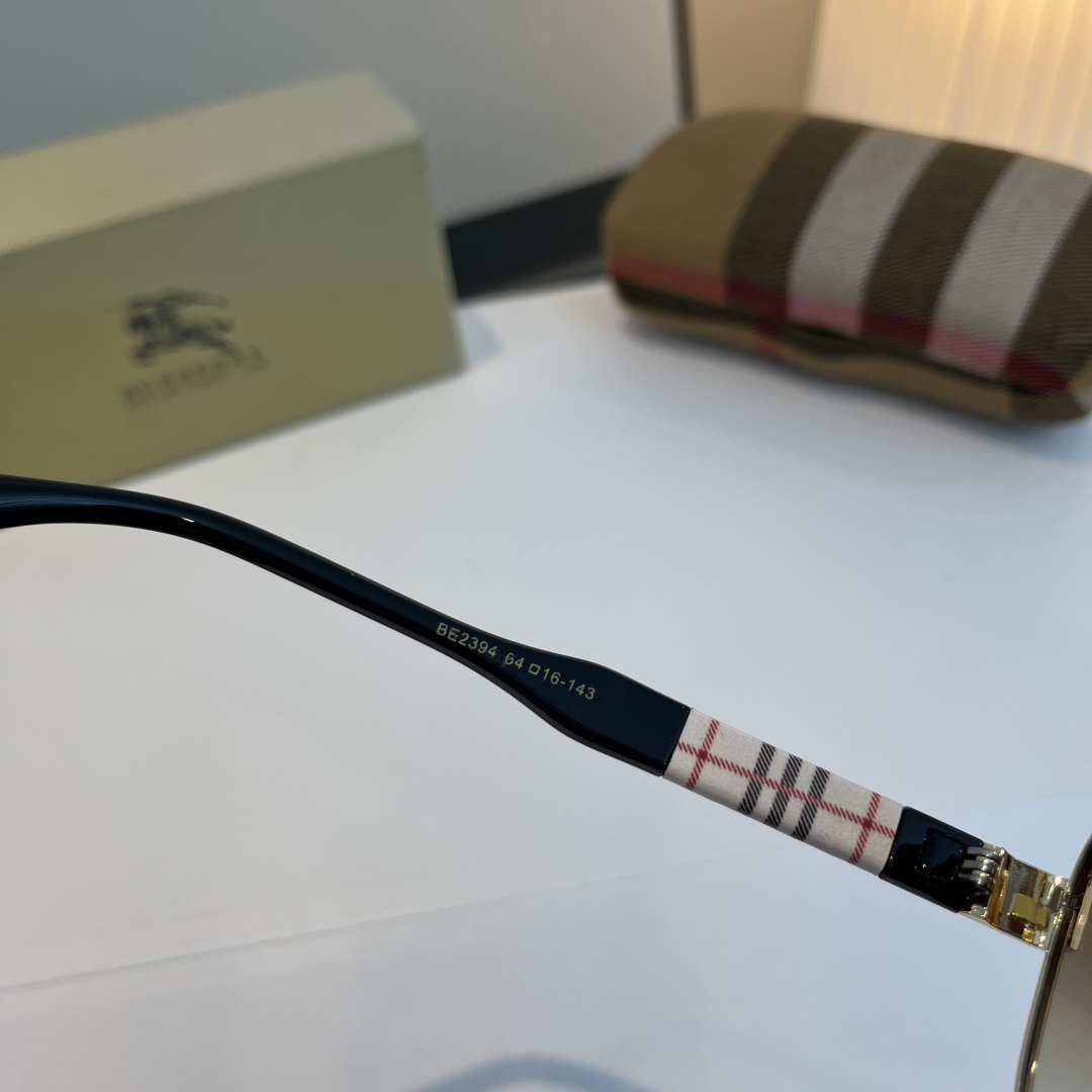 Burberry glasses-41