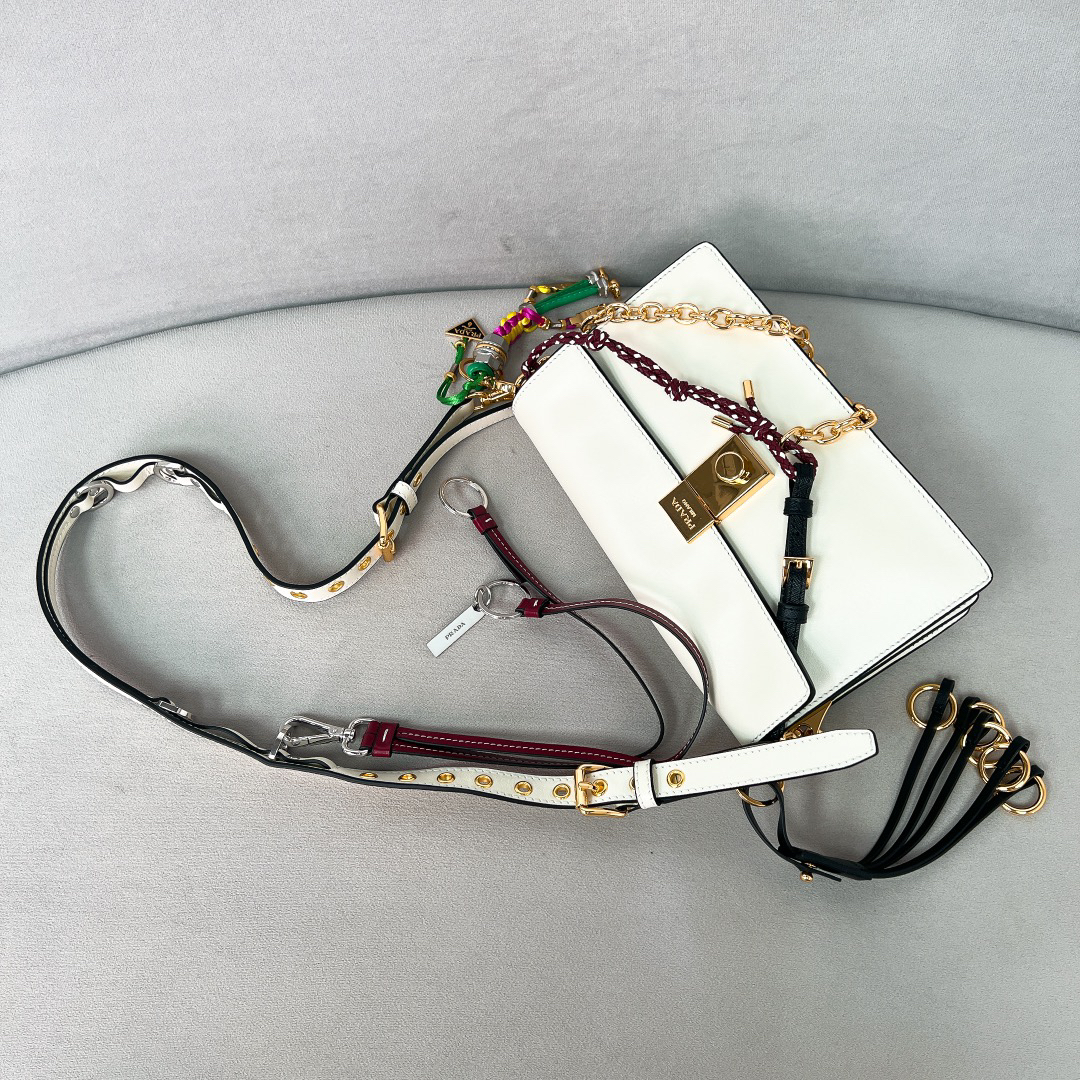 Prada bag-182