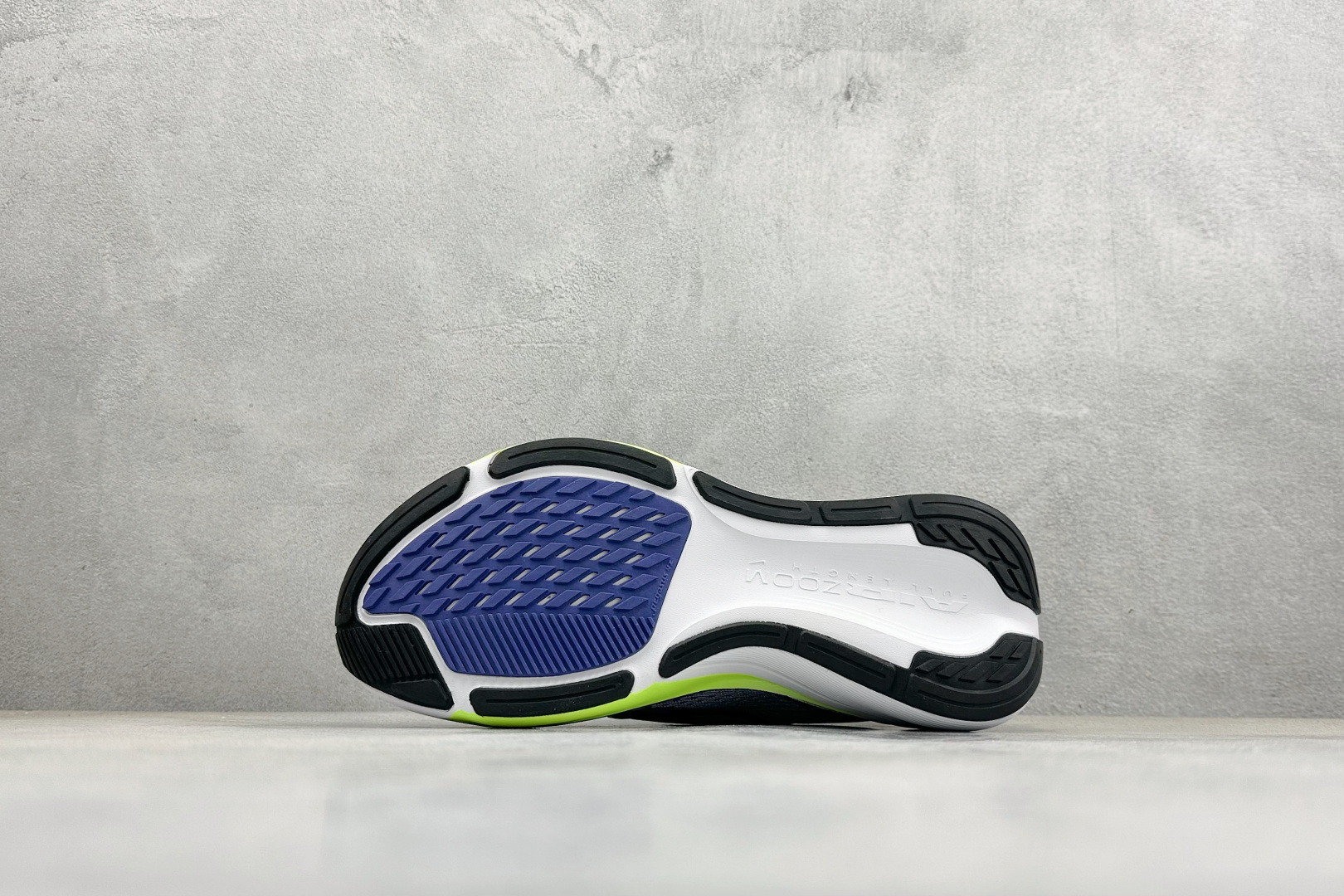 Nike Sneakers-312
