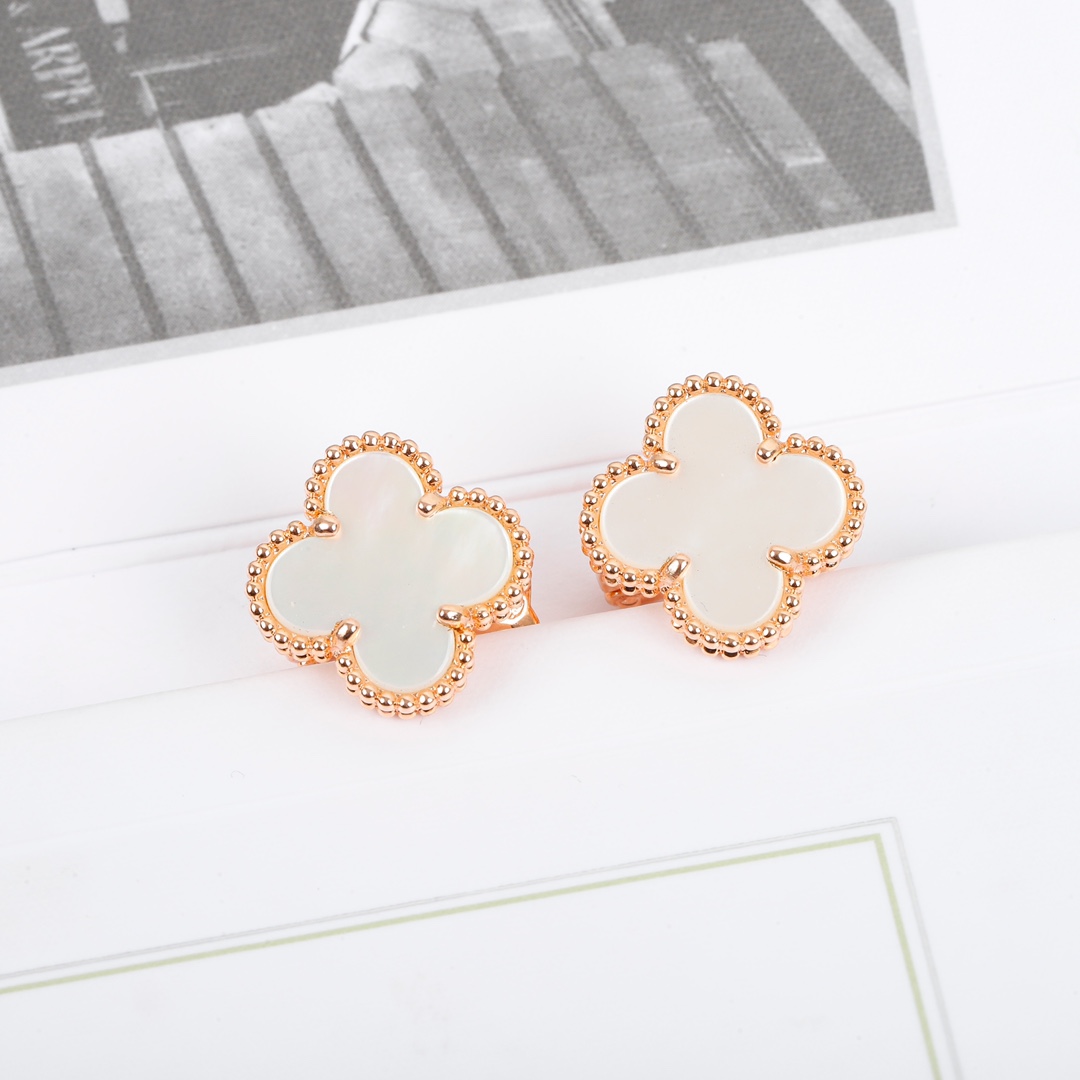 Van Cleef & Arpels earring-33