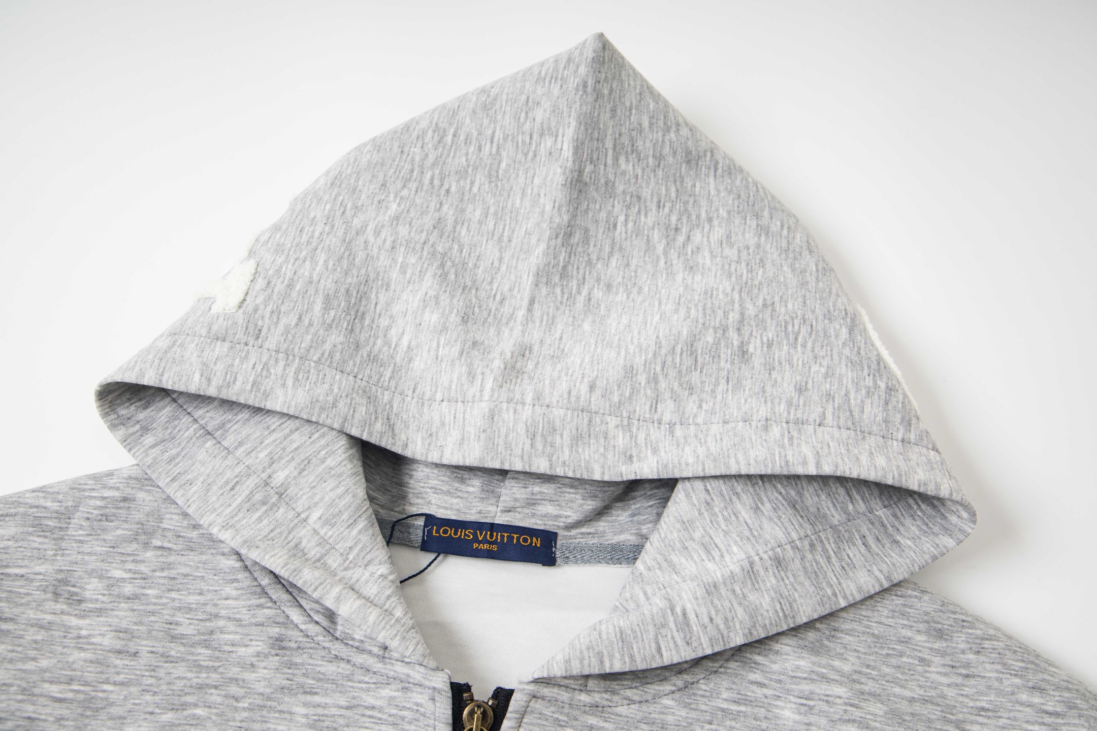 LV Clothing-346