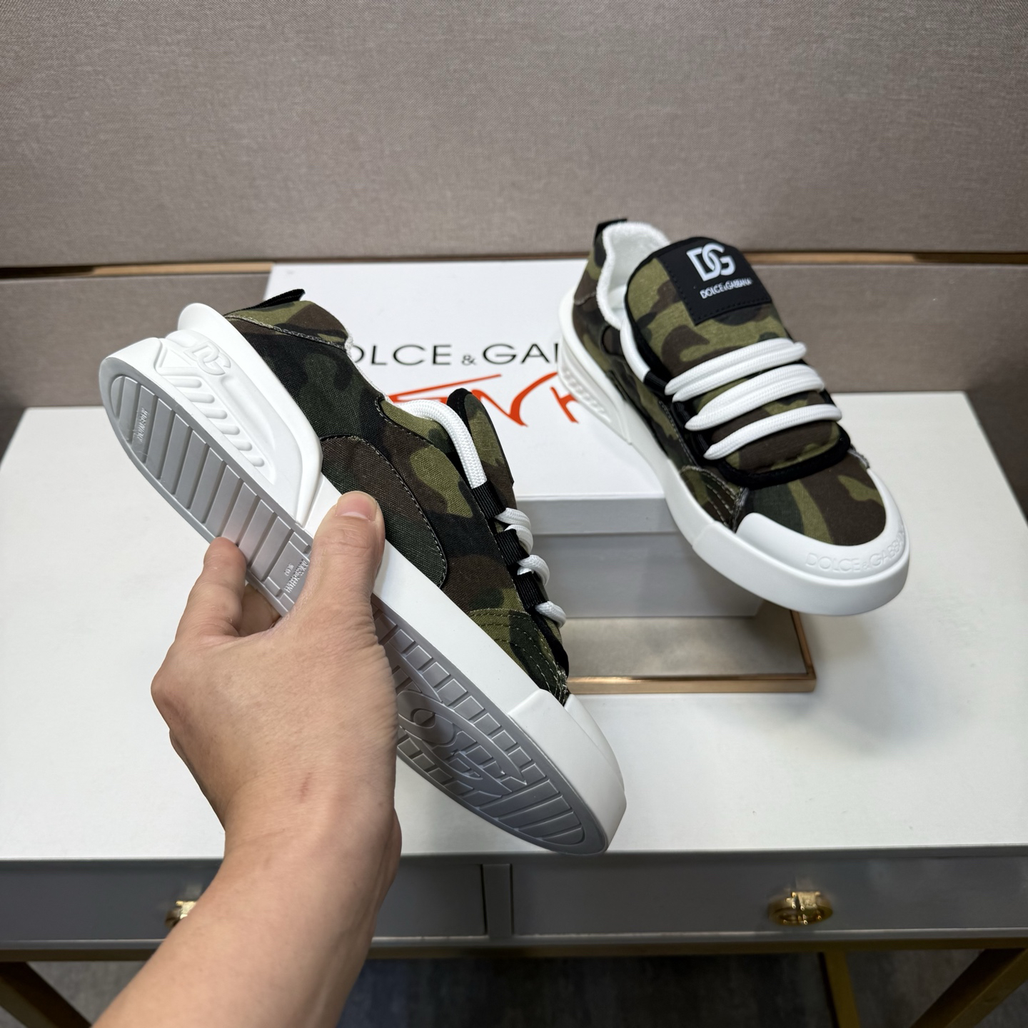 D&G Sneakers-213