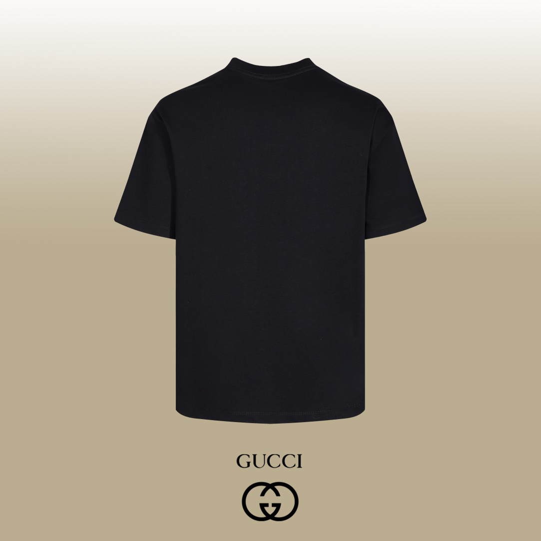 Gucci clothing-259