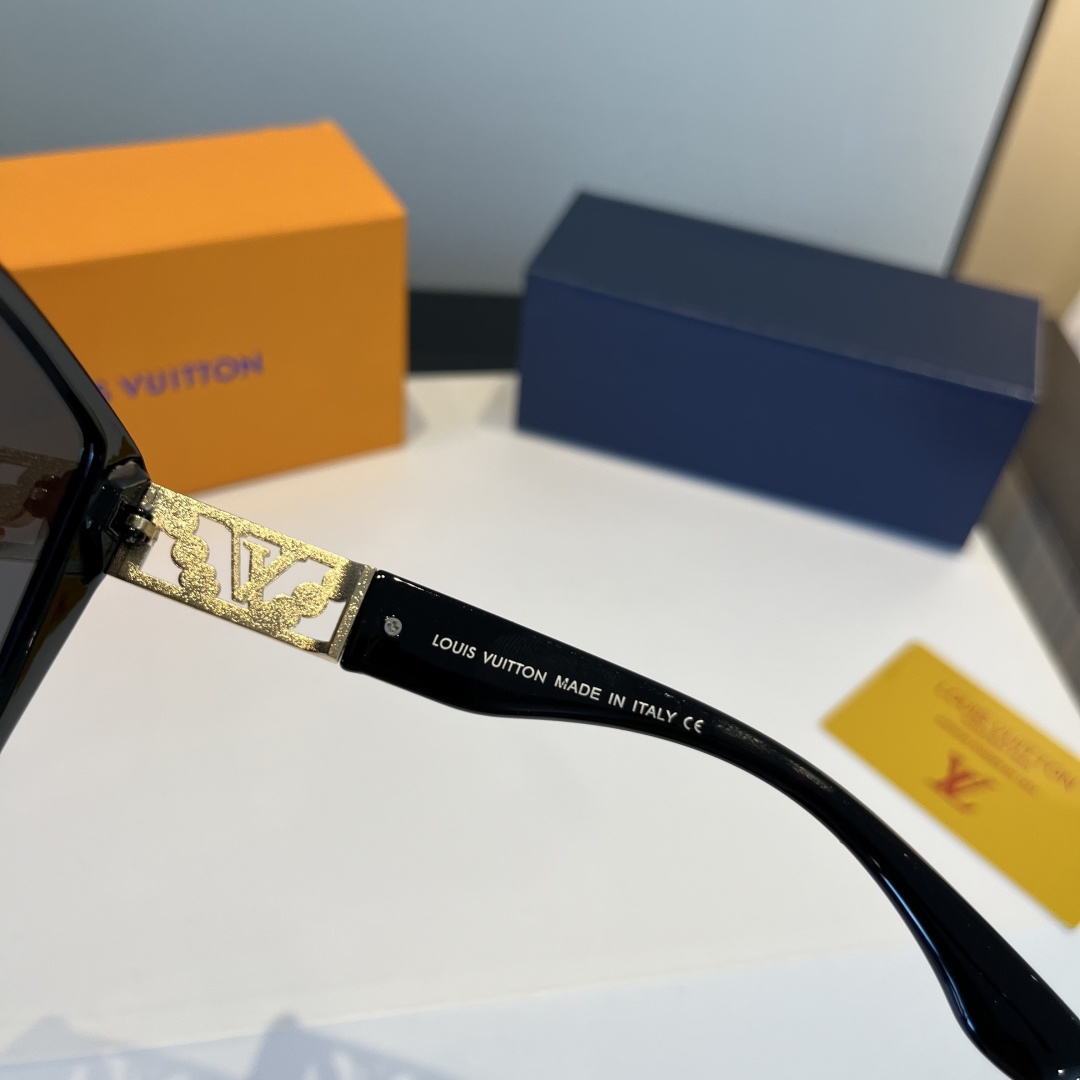 LV glasses-41
