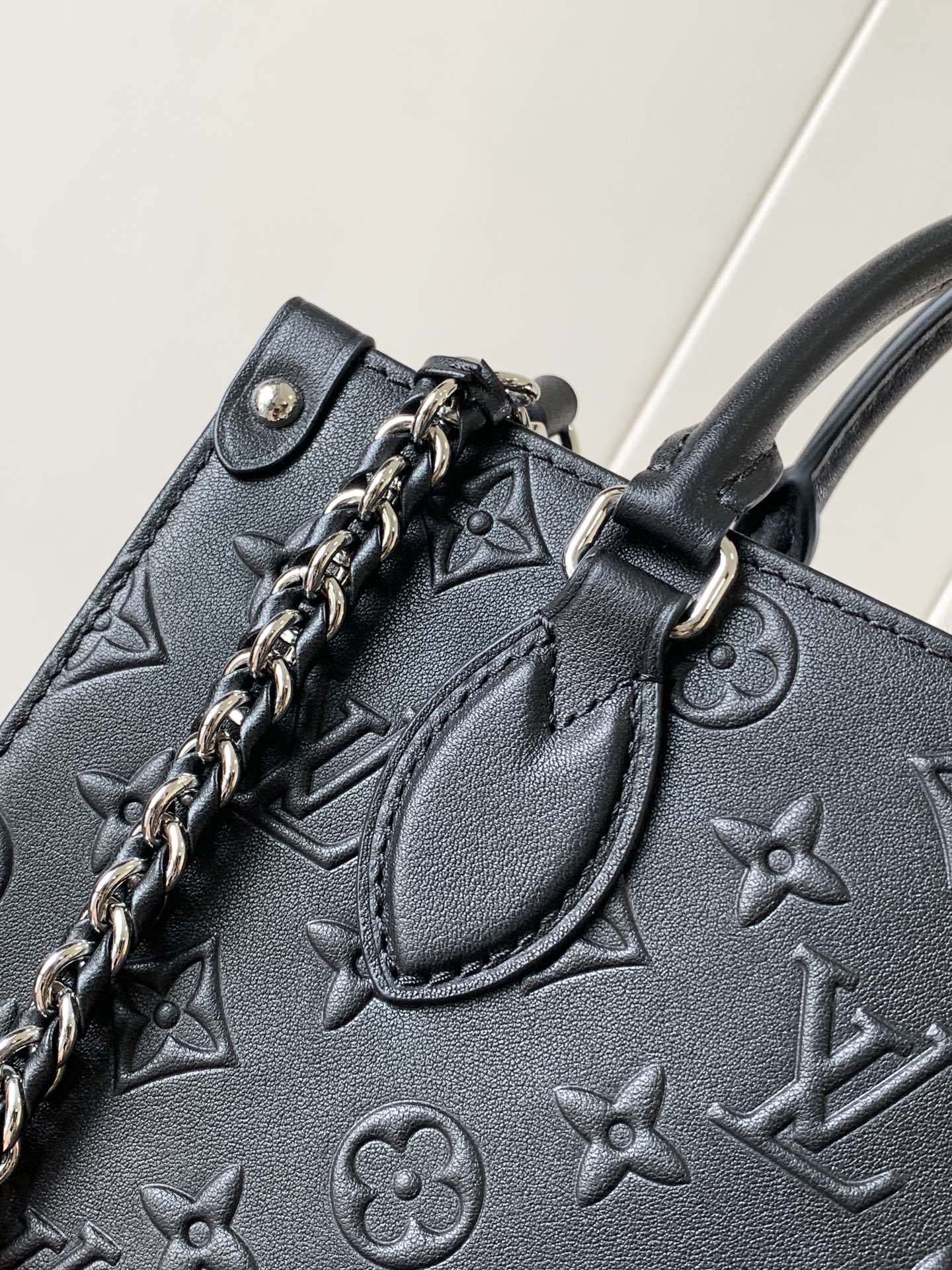 Louis Vuitton bag-37