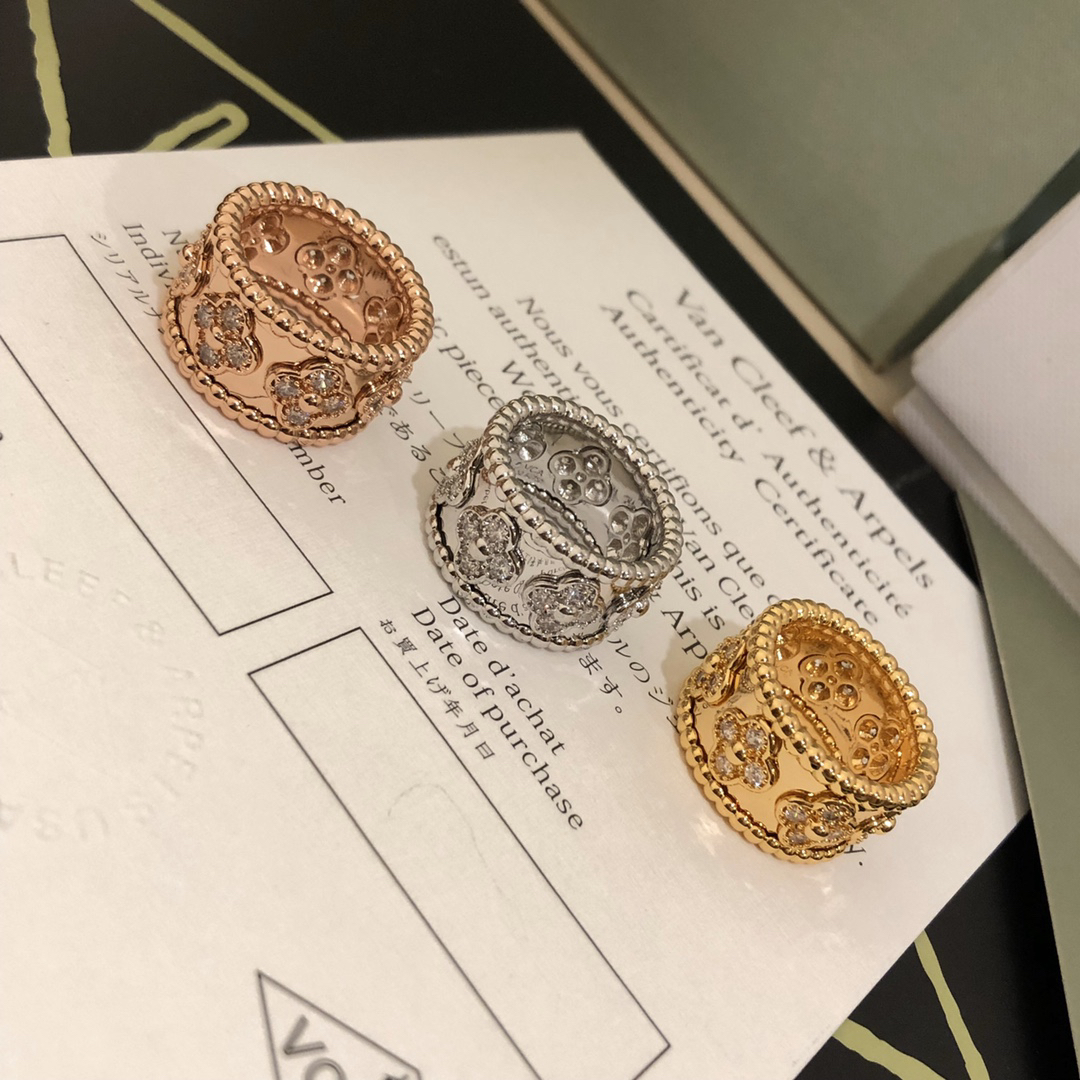 Van Cleef & Arpels ring-57