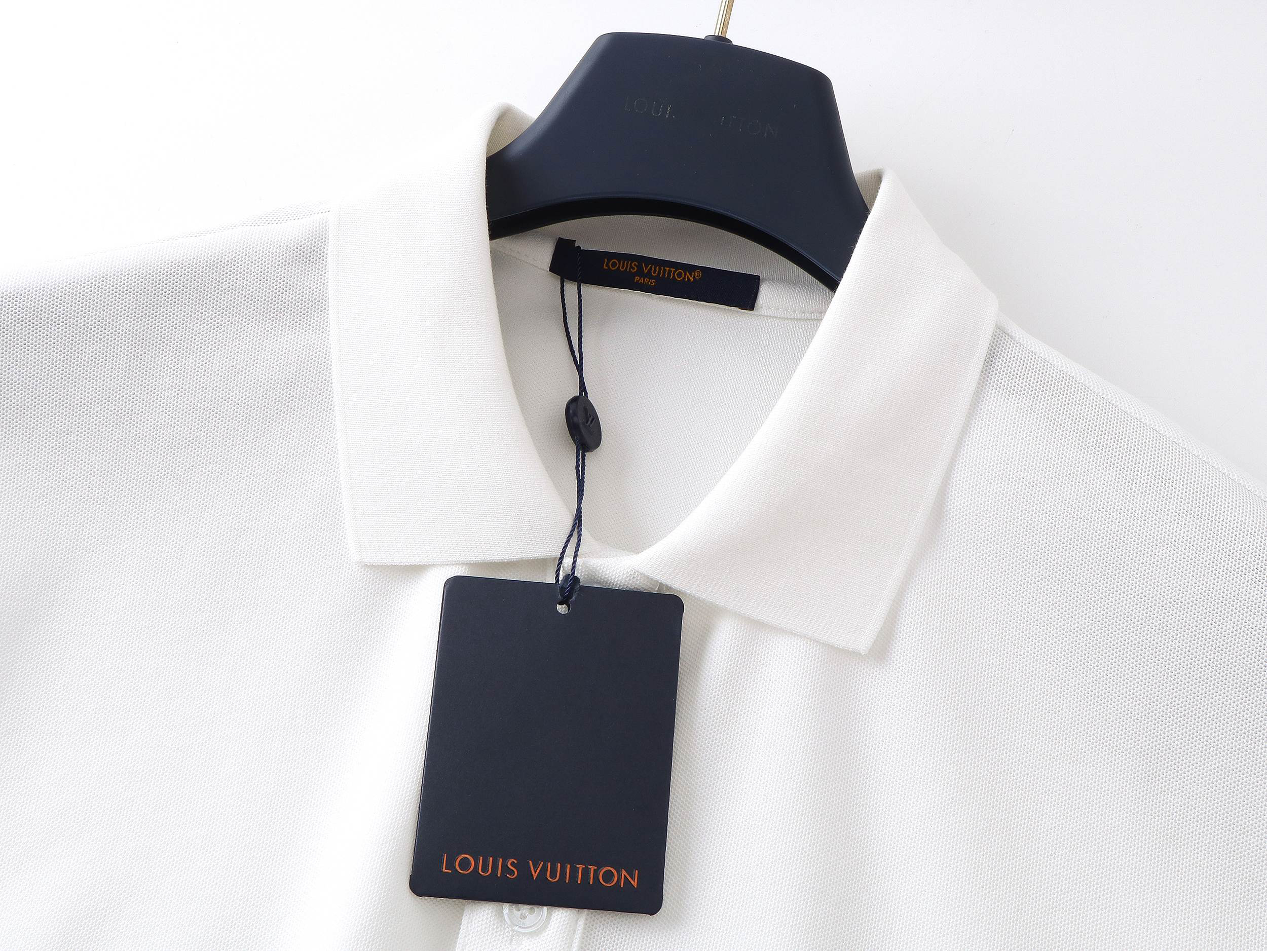 LV clothing-170