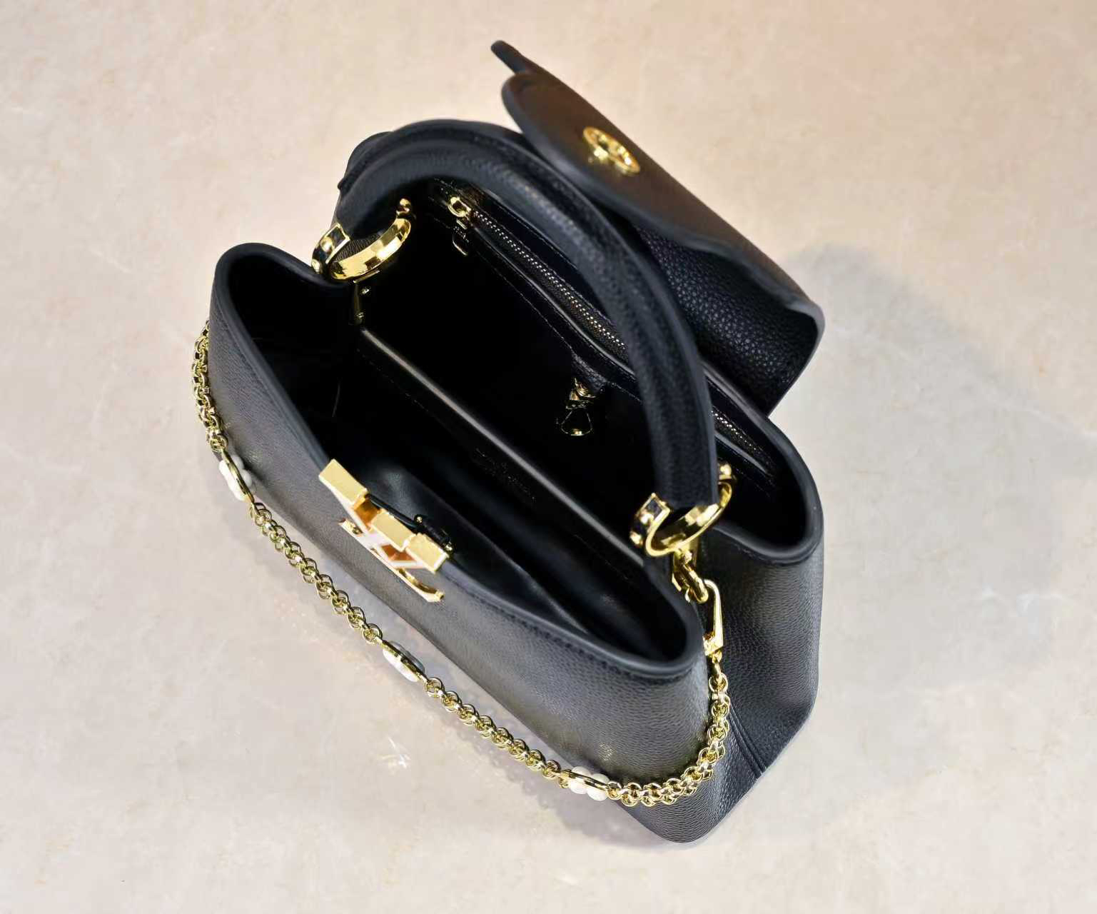 Louis Vuitton bag-140