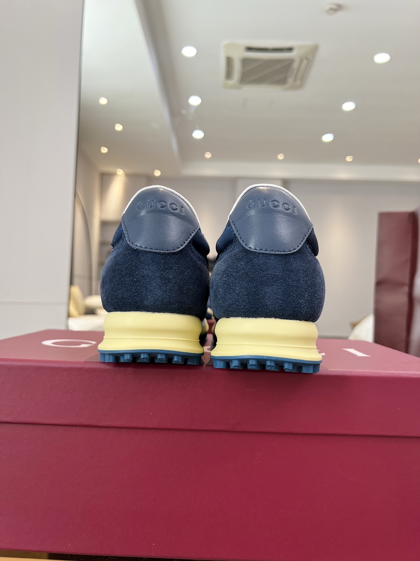 Gucci Sneakers-224
